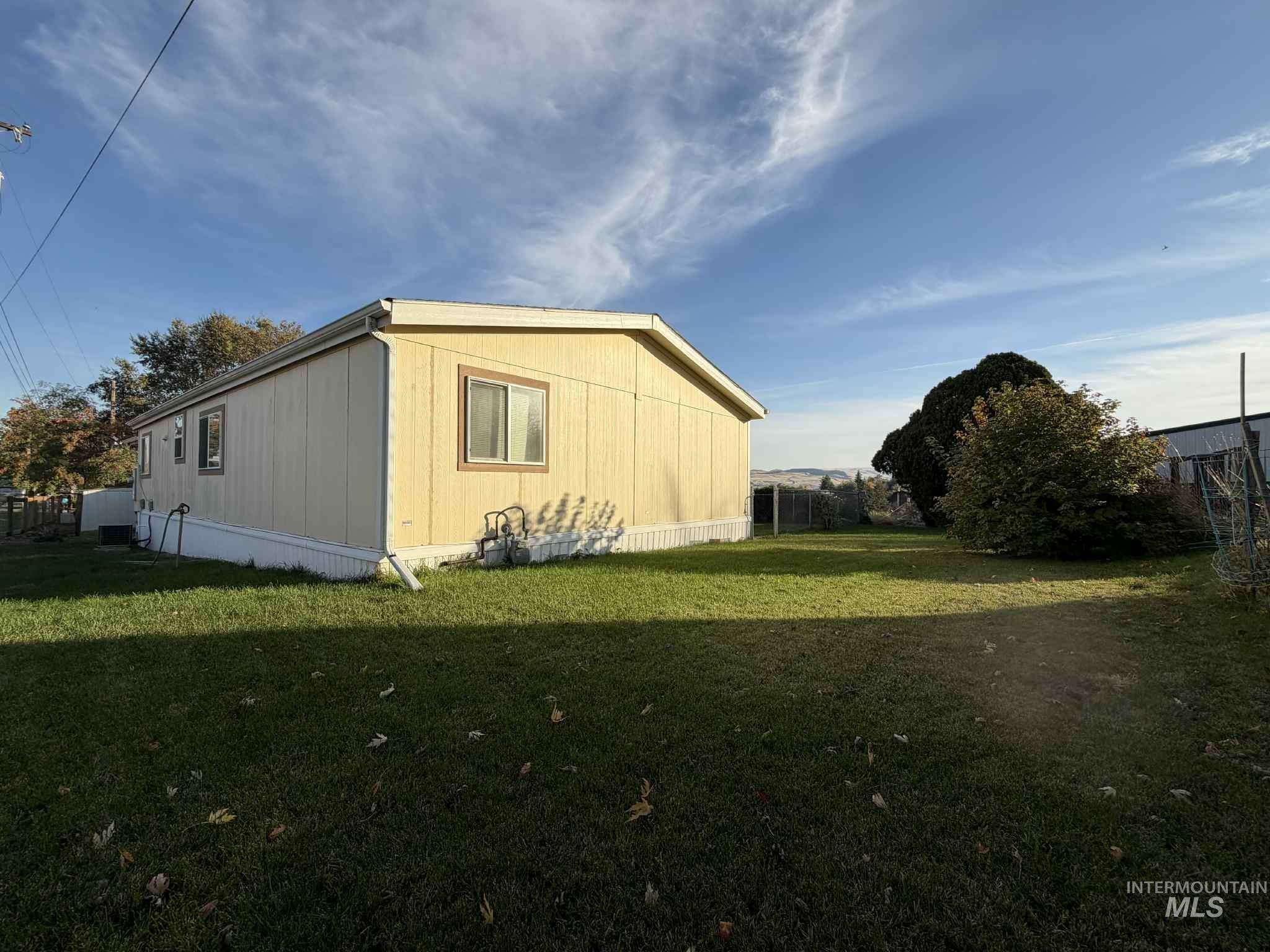 View of side of home