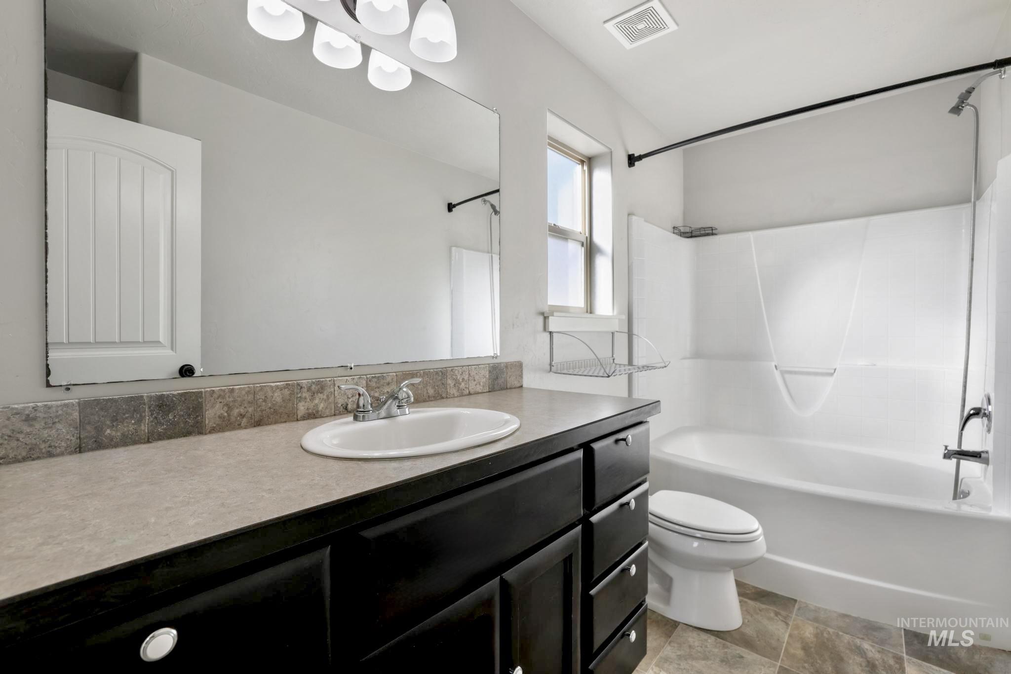 277 Benno Street, Twin Falls, Idaho 83301, 4 Bedrooms, 2 Bathrooms, Residential For Sale, Price $390,000, 98966441