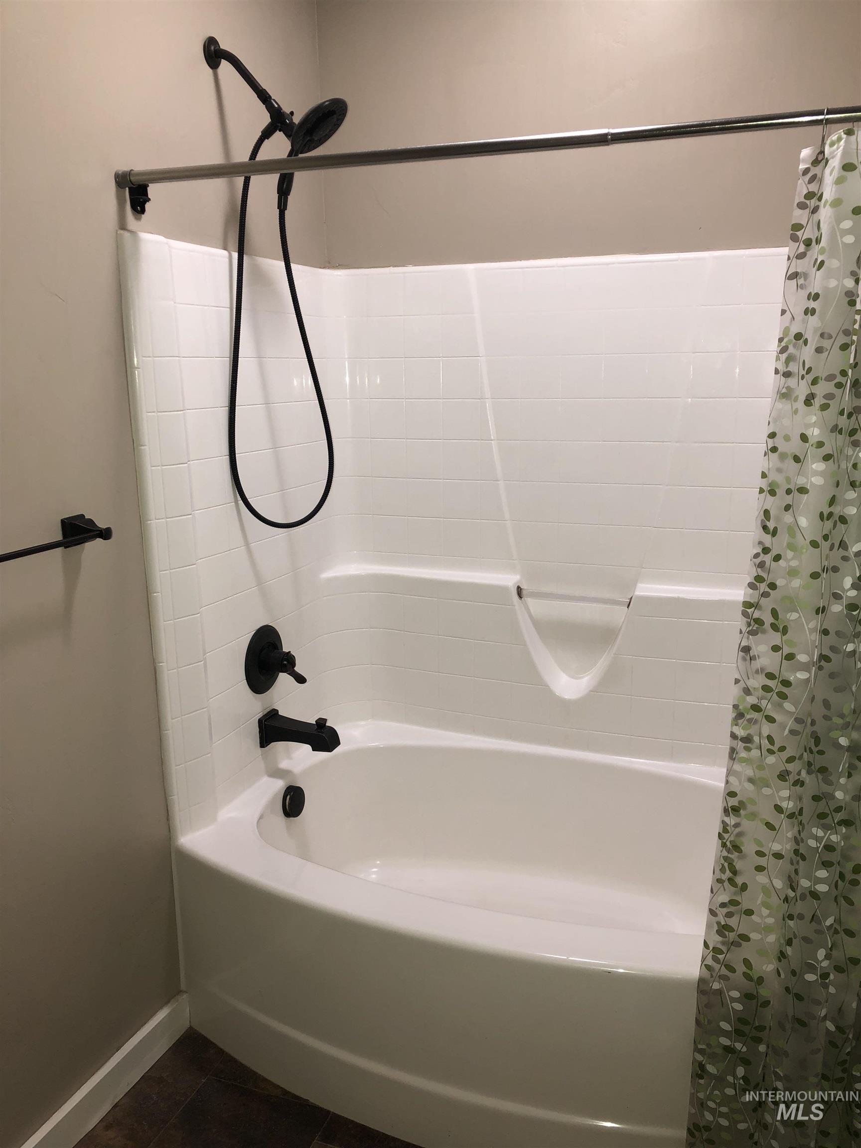 3405 Elk Horn Ln, Emmett, Idaho 83617, 4 Bedrooms, 2 Bathrooms, Residential For Sale, Price $1,215,000, 98966446