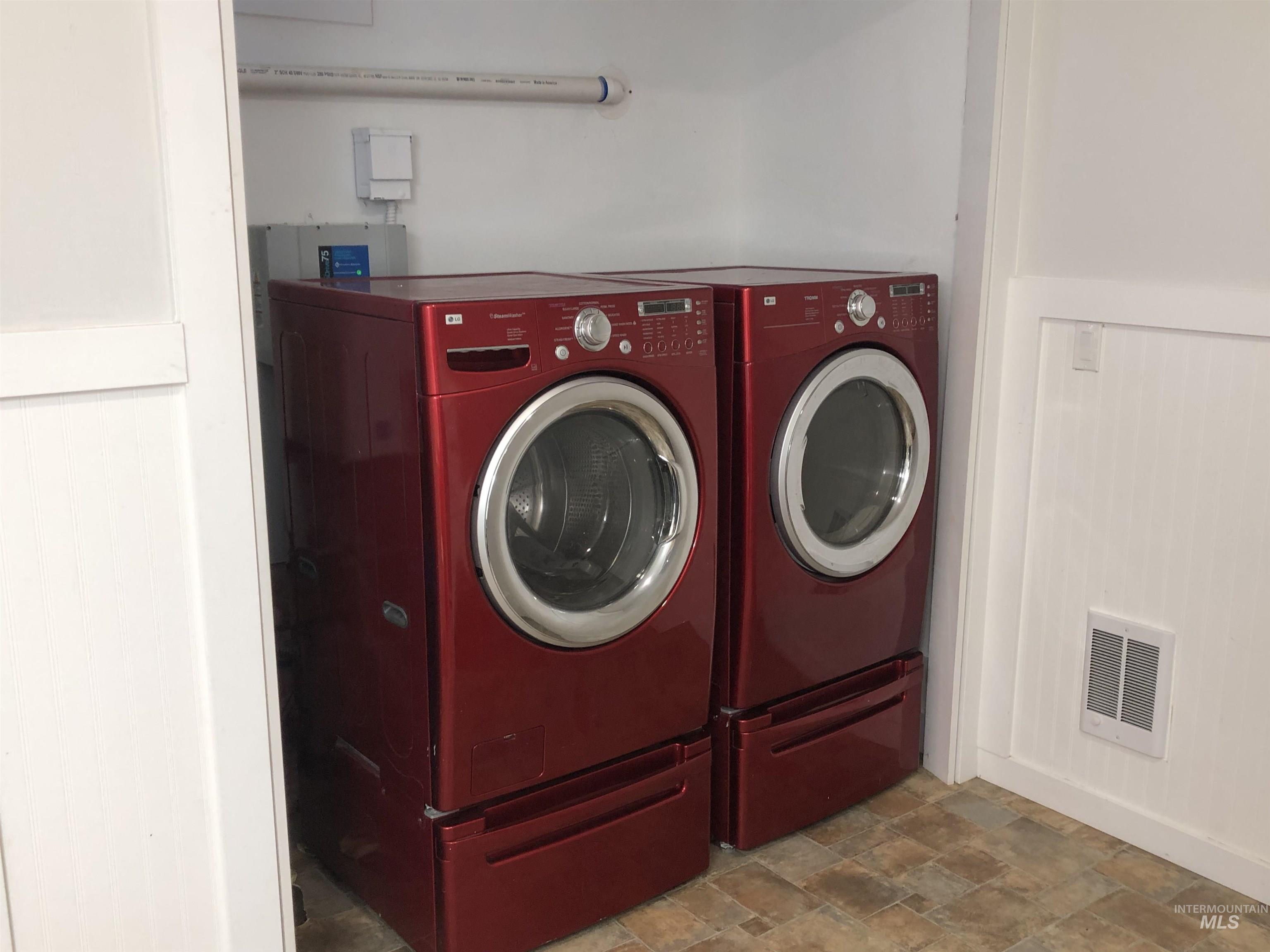 3405 Elk Horn Ln, Emmett, Idaho 83617, 4 Bedrooms, 2 Bathrooms, Residential For Sale, Price $1,215,000, 98966446