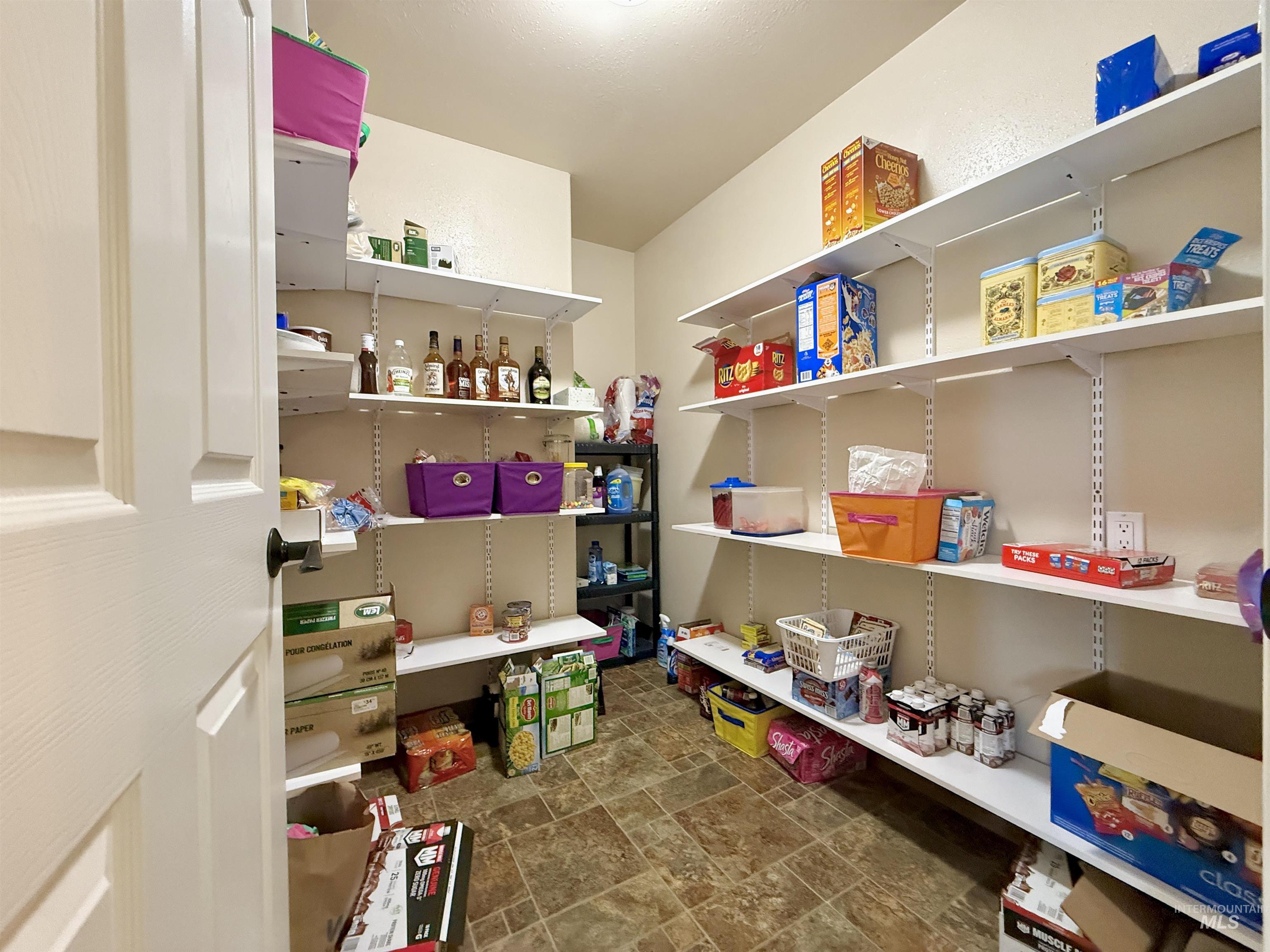 1505 Lewiston St., CottonWood, Idaho 83522, 5 Bedrooms, 3 Bathrooms, Residential For Sale, Price $475,000, 98966447