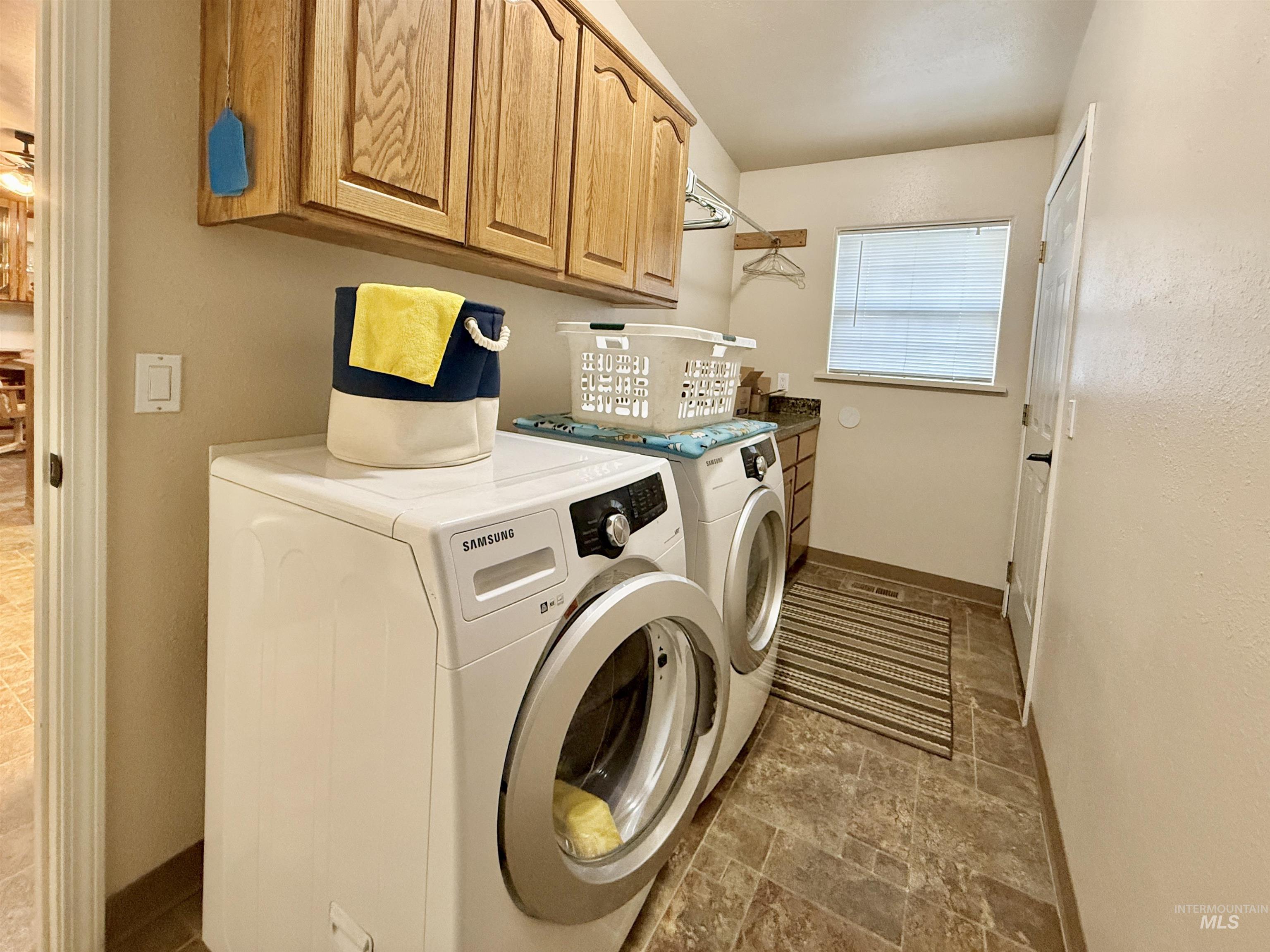 1505 Lewiston St., CottonWood, Idaho 83522, 5 Bedrooms, 3 Bathrooms, Residential For Sale, Price $475,000, 98966447