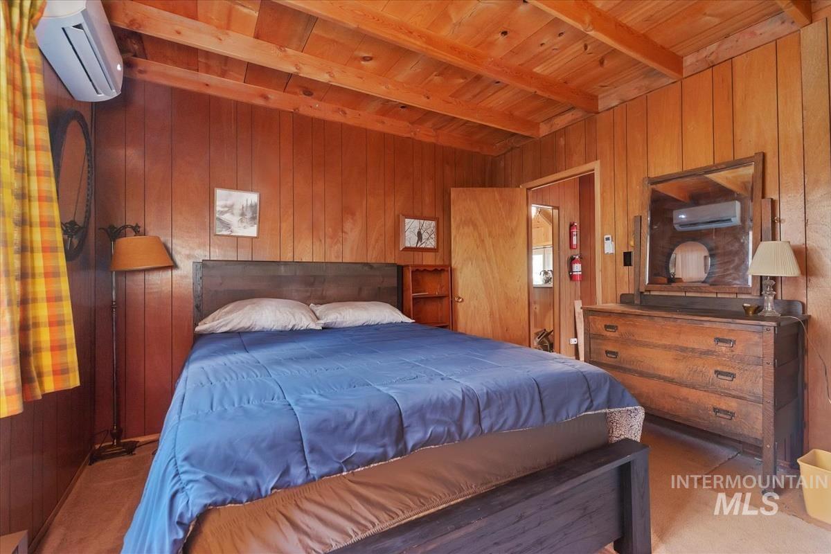 72 Thunder Road, Garden Valley, Idaho 83622, 2 Bedrooms, 1 Bathroom, Residential For Sale, Price $599,000, 98966458