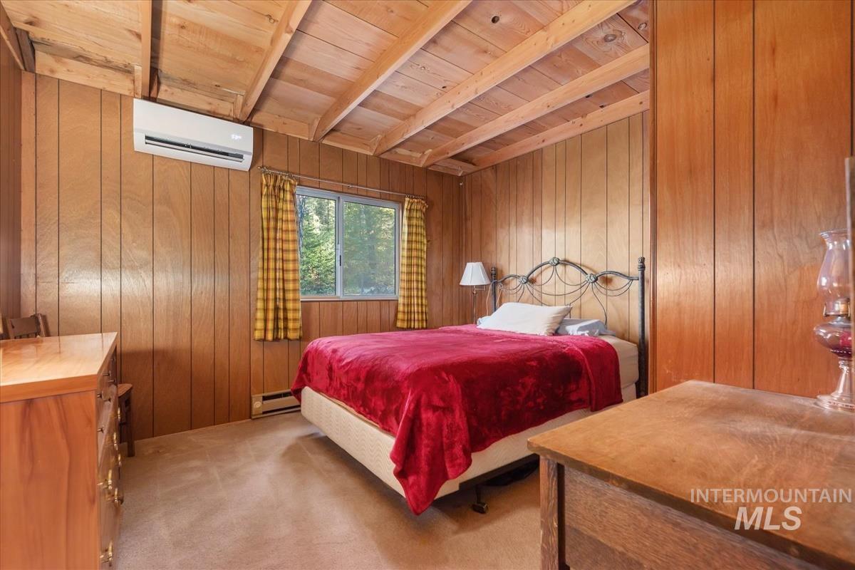 72 Thunder Road, Garden Valley, Idaho 83622, 2 Bedrooms, 1 Bathroom, Residential For Sale, Price $599,000, 98966458