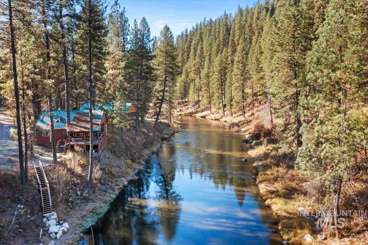 72 Thunder Road, Garden Valley, Idaho 83622, 2 Bedrooms, 1 Bathroom, Residential For Sale, Price $599,000, 98966458