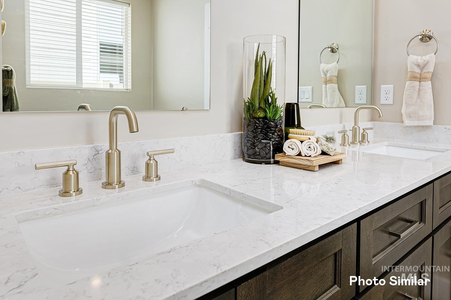 4574 W Wapoot St, Meridian, Idaho 83646, 4 Bedrooms, 3 Bathrooms, Residential For Sale, Price $590,900, 98966471