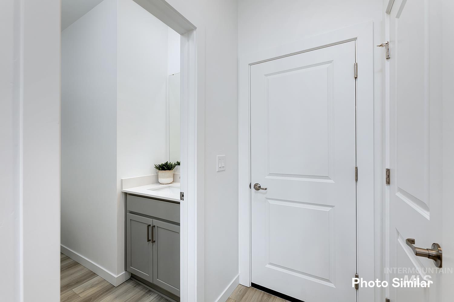 4105 W Steel Grey Ln, Eagle, Idaho 83616, 3 Bedrooms, 2.5 Bathrooms, Residential For Sale, Price $382,900, 98966473