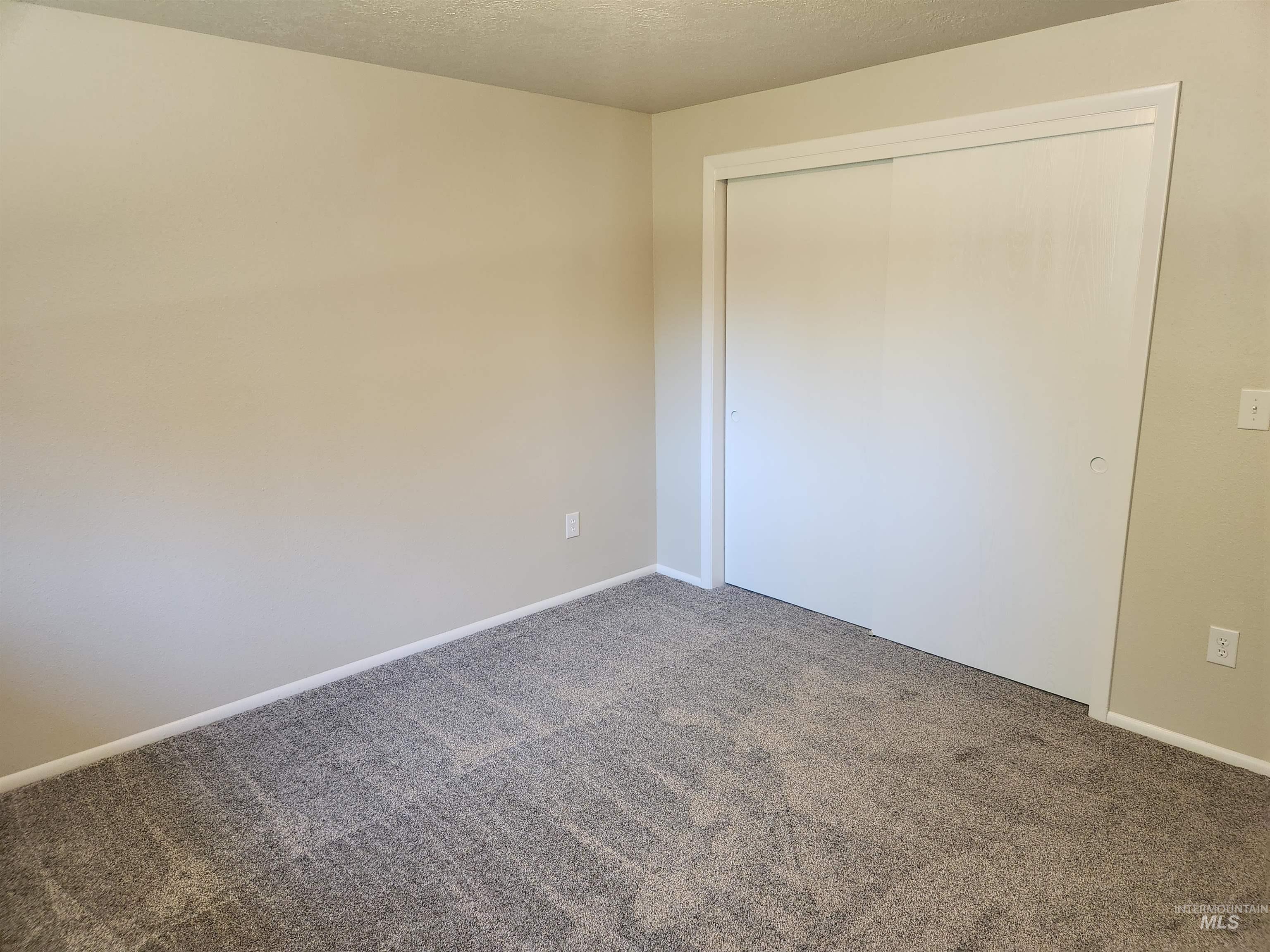 5311 N Marcliffe, Boise, Idaho 83704, 3 Bedrooms, 2 Bathrooms, Residential For Sale, Price $464,900, 98966488