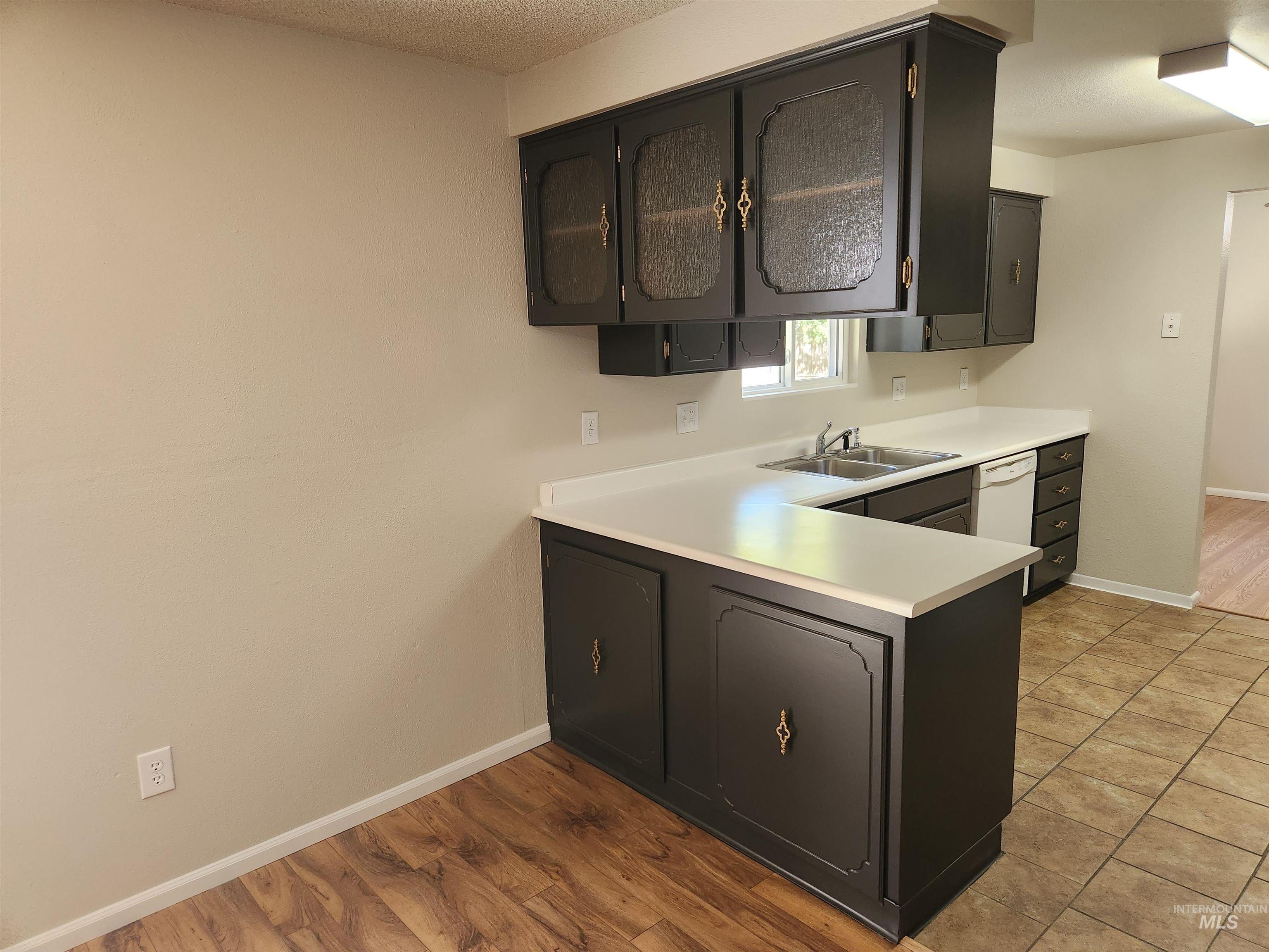 5311 N Marcliffe, Boise, Idaho 83704, 3 Bedrooms, 2 Bathrooms, Residential For Sale, Price $464,900, 98966488