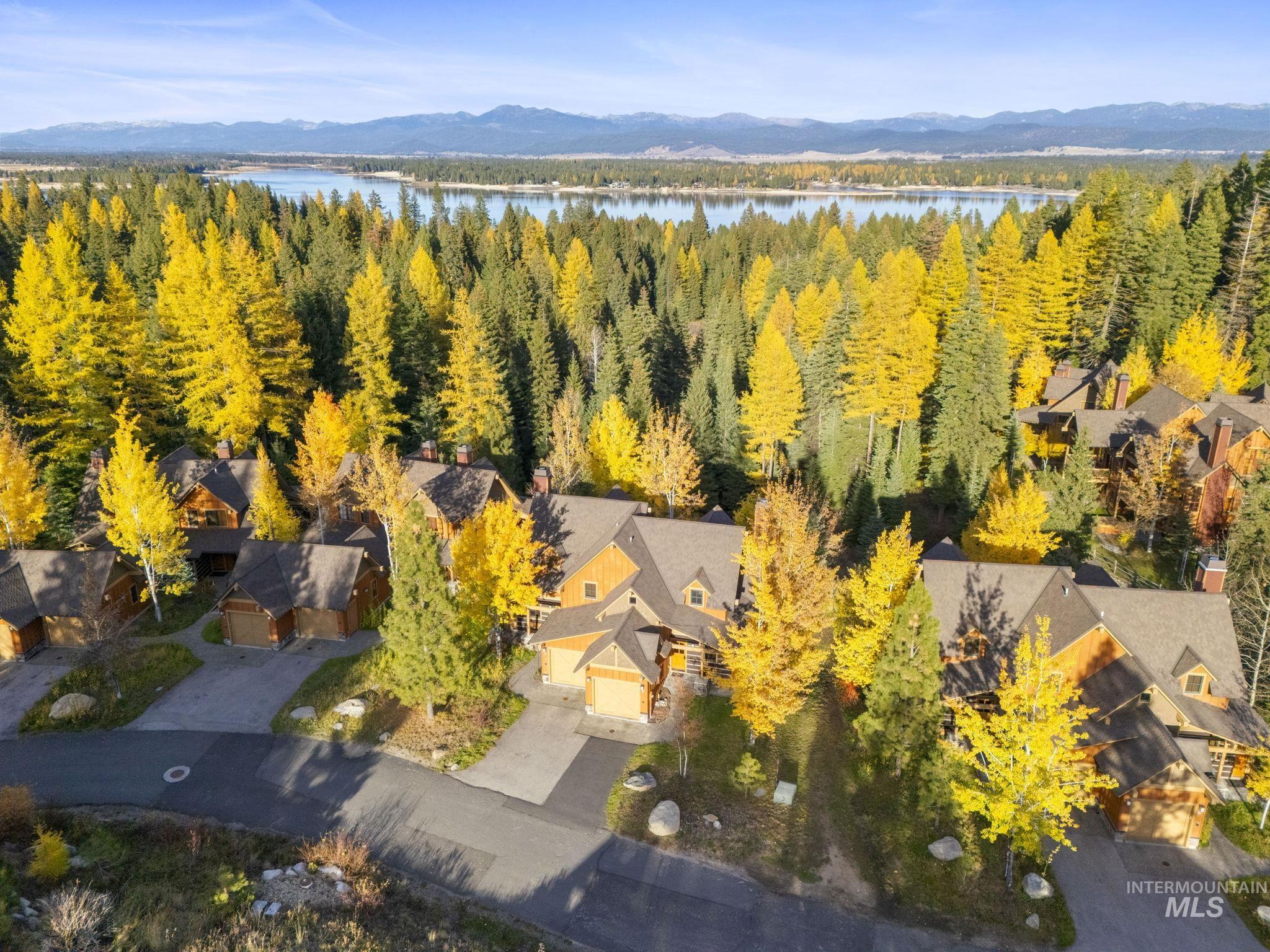 80 Clearwater Ct., Donnelly, Idaho 83615, 3 Bedrooms, 3 Bathrooms, Residential For Sale, Price $1,350,000, 98966491