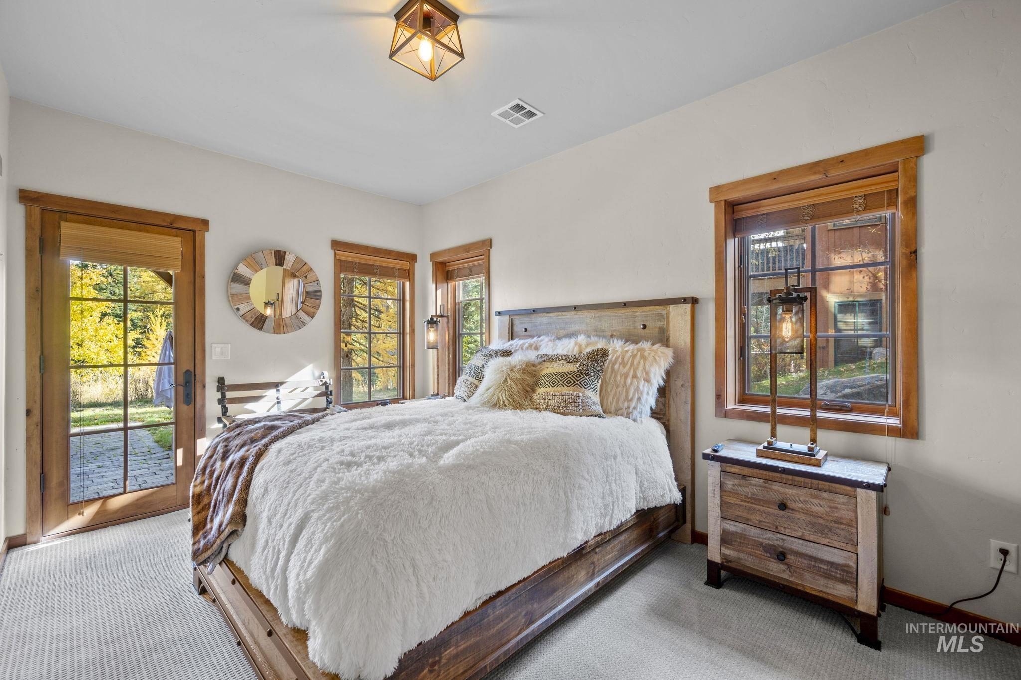 80 Clearwater Ct., Donnelly, Idaho 83615, 3 Bedrooms, 3 Bathrooms, Residential For Sale, Price $1,350,000, 98966491