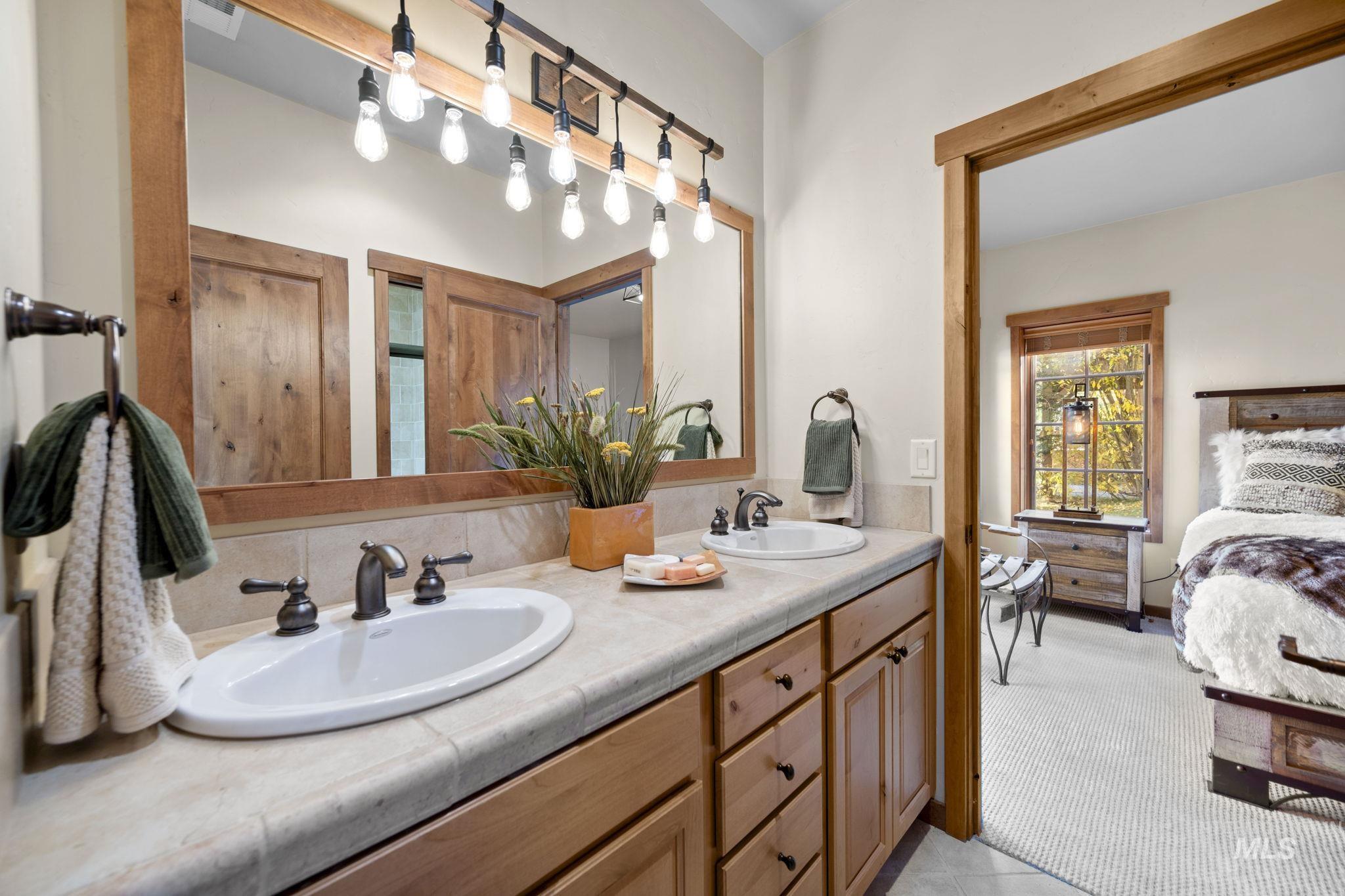 80 Clearwater Ct., Donnelly, Idaho 83615, 3 Bedrooms, 3 Bathrooms, Residential For Sale, Price $1,350,000, 98966491