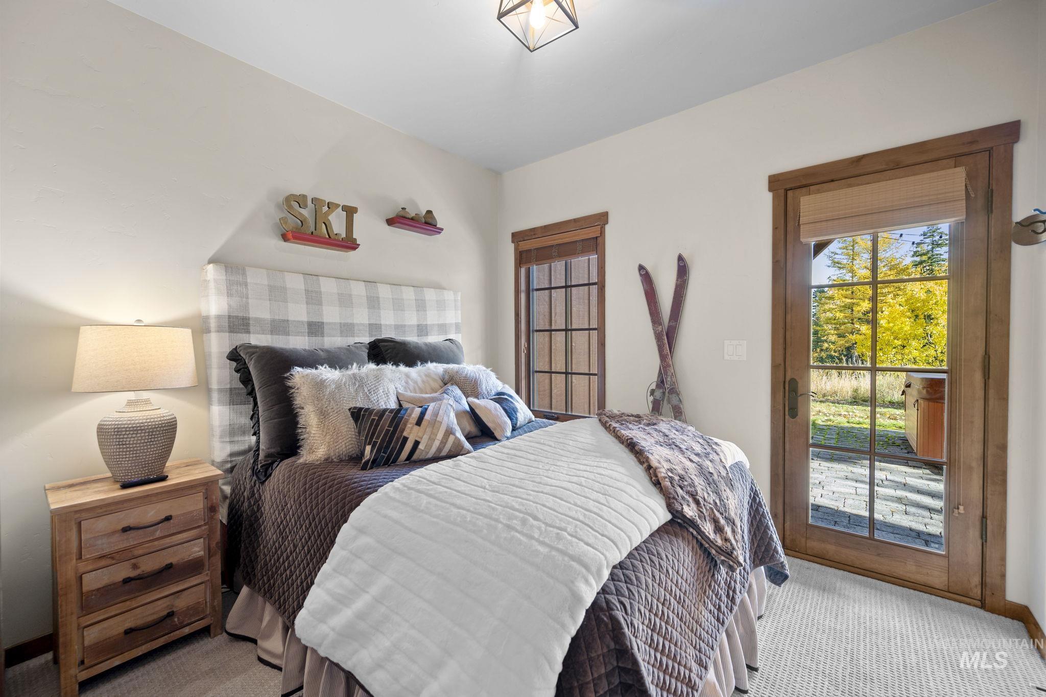 80 Clearwater Ct., Donnelly, Idaho 83615, 3 Bedrooms, 3 Bathrooms, Residential For Sale, Price $1,350,000, 98966491