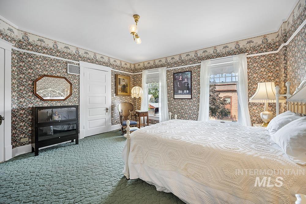 1519 W Jefferson St, Boise, Idaho 83702, 6 Bedrooms, 4 Bathrooms, Residential For Sale, Price $1,198,000, 98966493