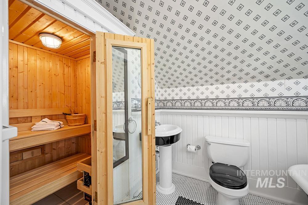 1519 W Jefferson St, Boise, Idaho 83702, 6 Bedrooms, 4 Bathrooms, Residential For Sale, Price $1,198,000, 98966493