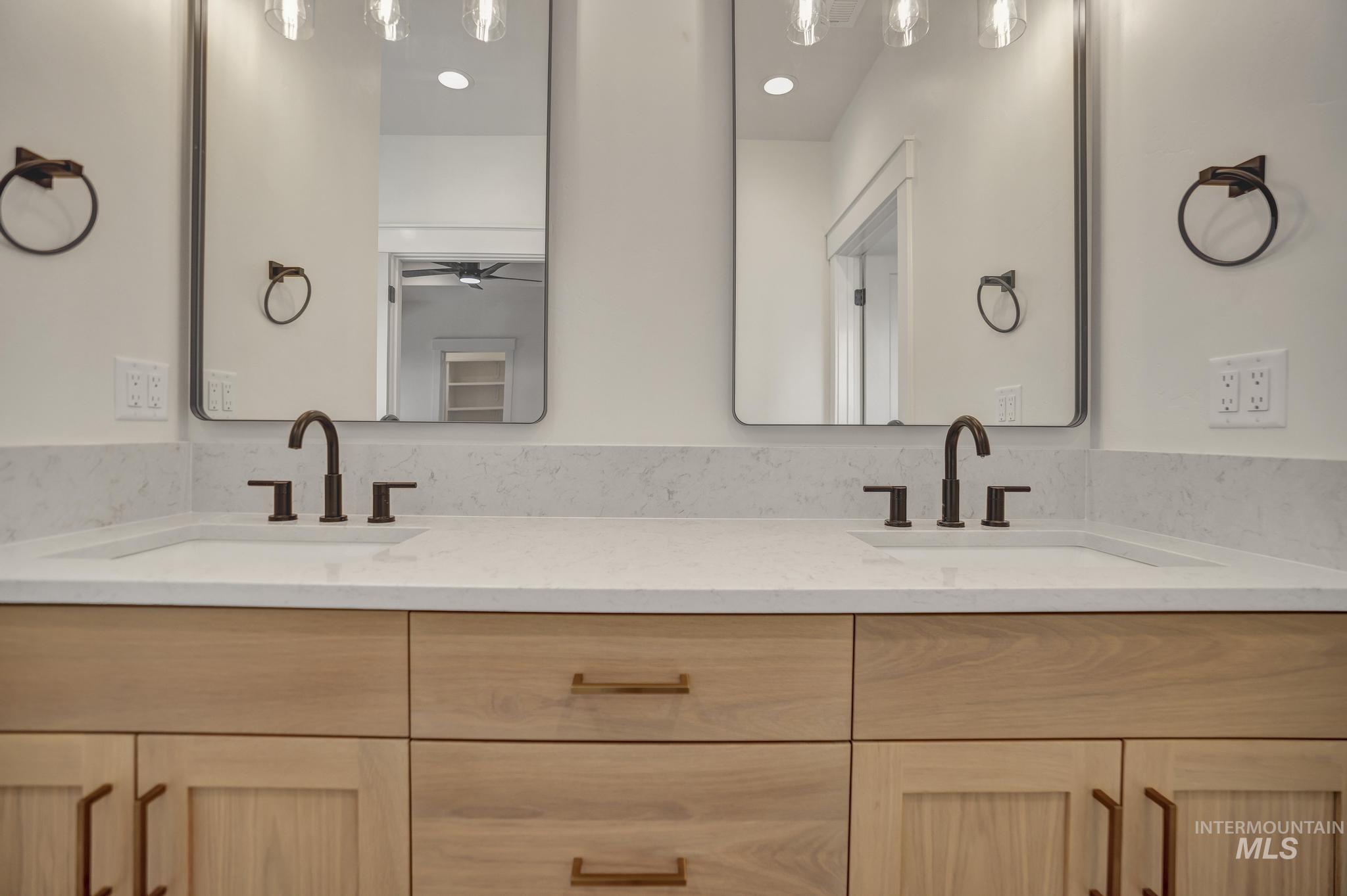 696 Full Moon Way, Twin Falls, Idaho 83301, 4 Bedrooms, 2.5 Bathrooms, Residential For Sale, Price $635,000, 98966496