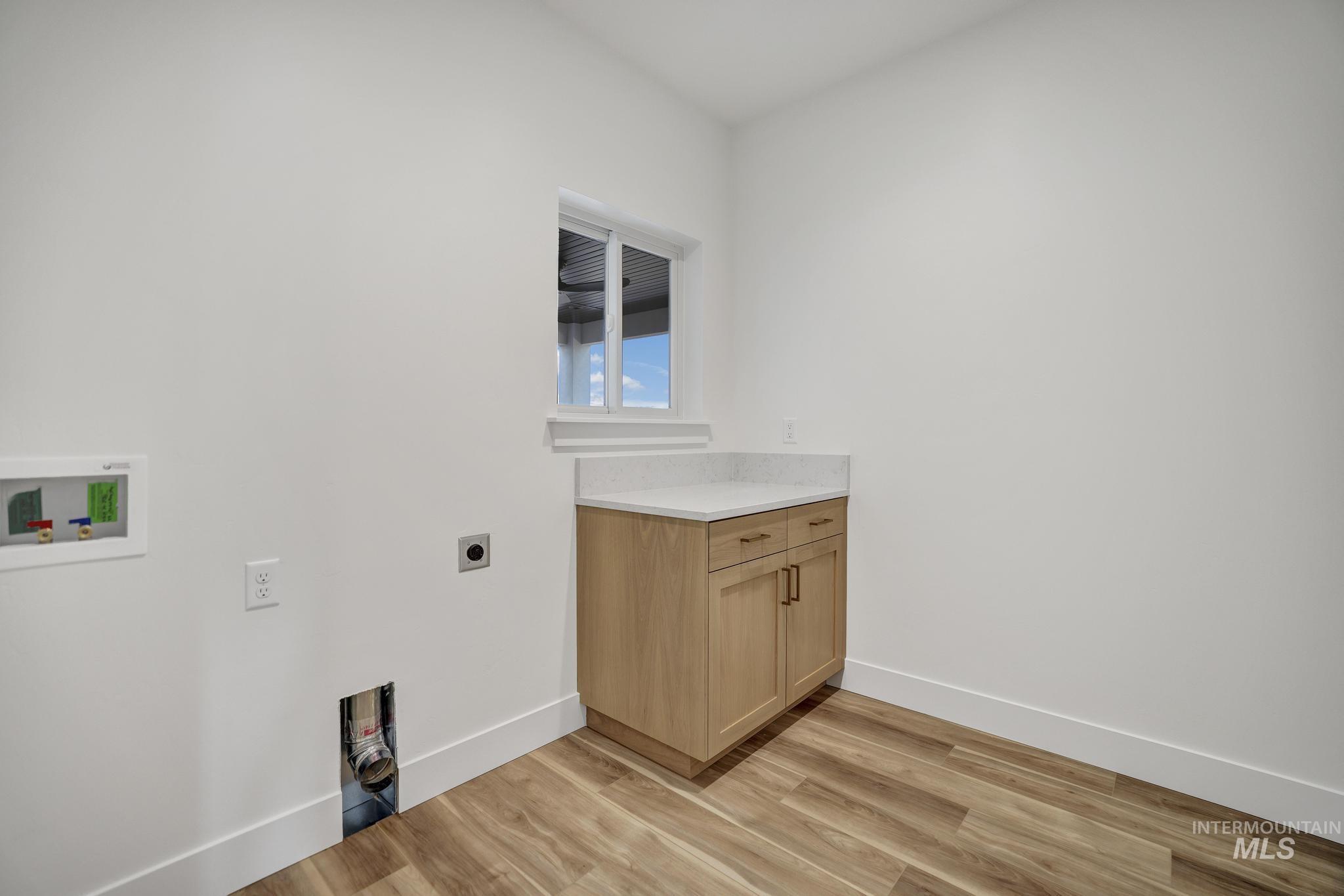 696 Full Moon Way, Twin Falls, Idaho 83301, 4 Bedrooms, 2.5 Bathrooms, Residential For Sale, Price $635,000, 98966496