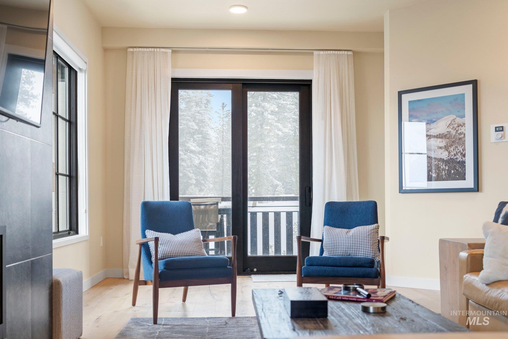 760 Village Drive, Donnelly, Idaho 83615, 2 Bedrooms, 2 Bathrooms, Residential For Sale, Price $999,000, 98966501