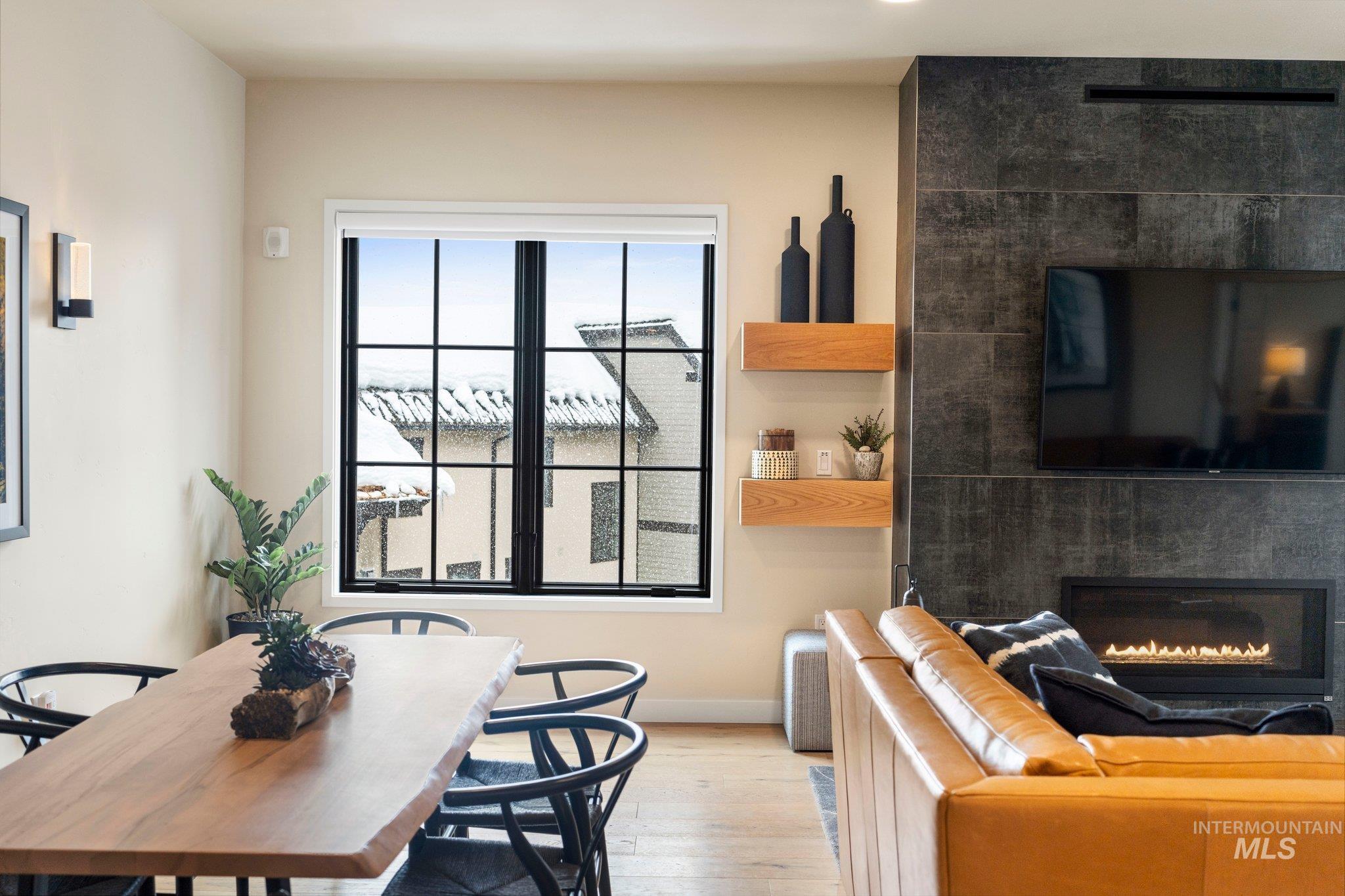 760 Village Drive, Donnelly, Idaho 83615, 2 Bedrooms, 2 Bathrooms, Residential For Sale, Price $999,000, 98966501