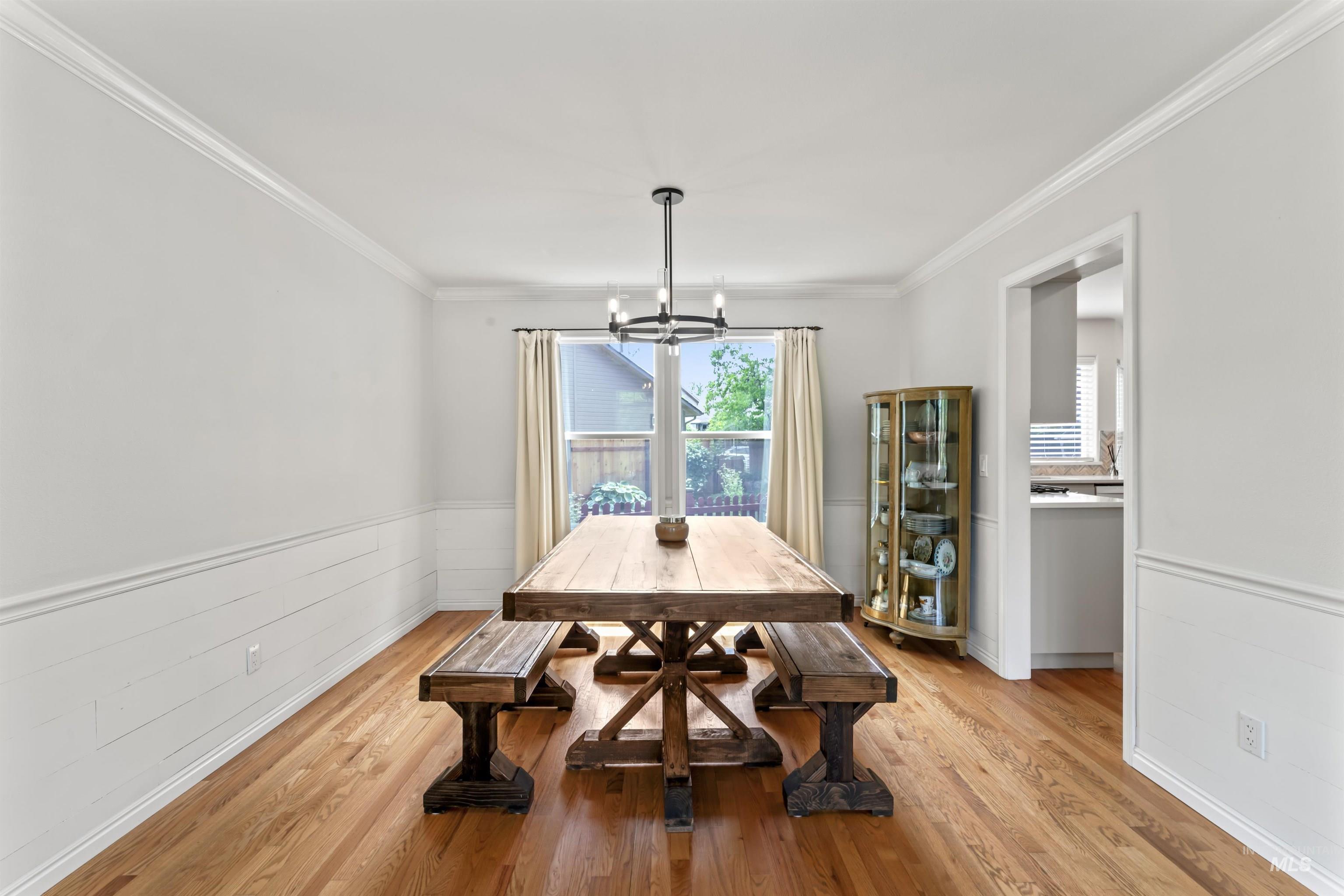 8007 W Scardale Ct., Boise, Idaho 83704, 6 Bedrooms, 4 Bathrooms, Residential For Sale, Price $895,000, 98966506