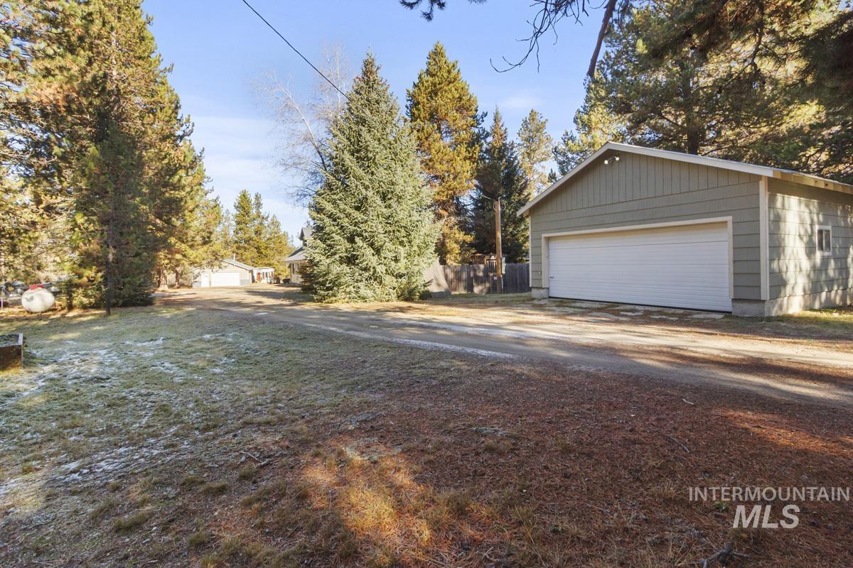 31 Miners Court, Cascade, Idaho 83611, 3 Bedrooms, 2 Bathrooms, Residential For Sale, Price $750,000, 98966516