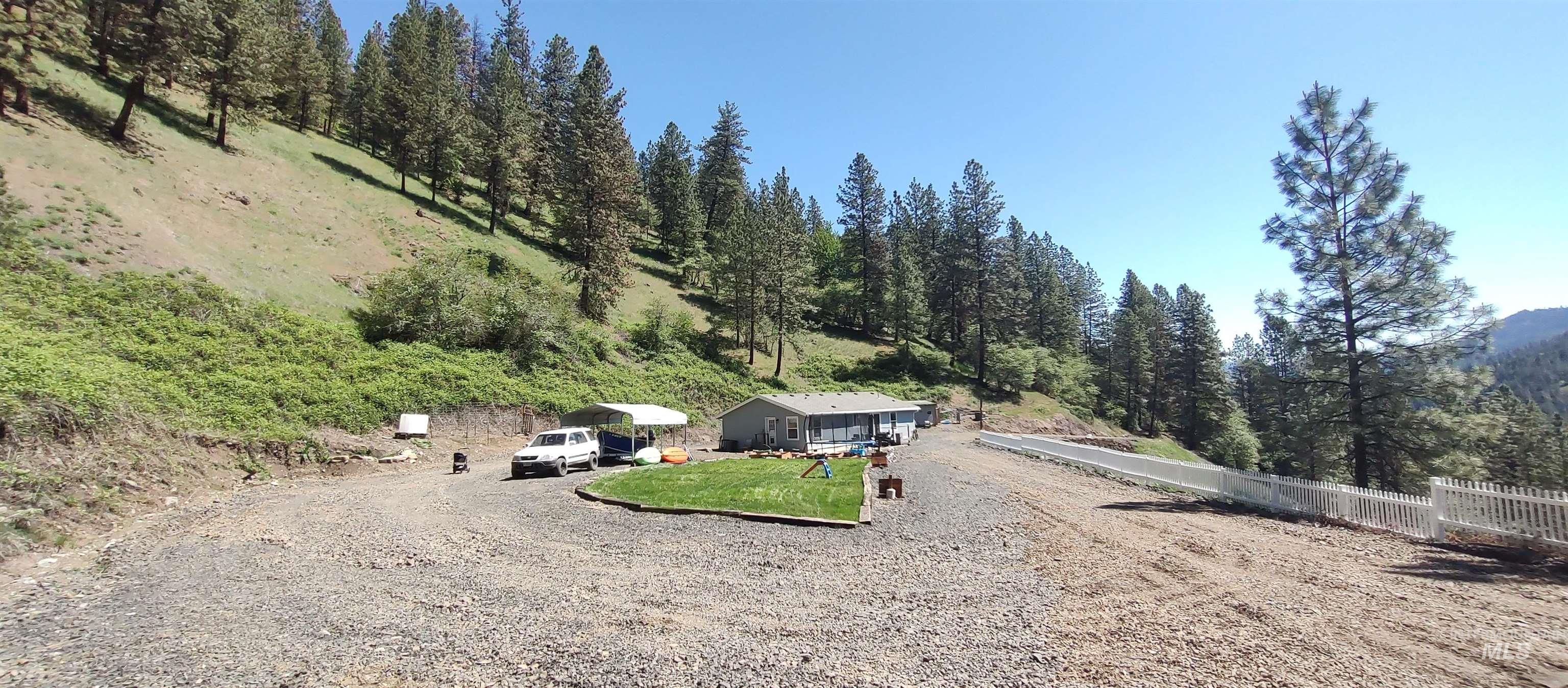 400 Bobcat Drive, Ahsahka, Idaho 83520-2101, 3 Bedrooms, 2 Bathrooms, Residential For Sale, Price $409,700, 98966533