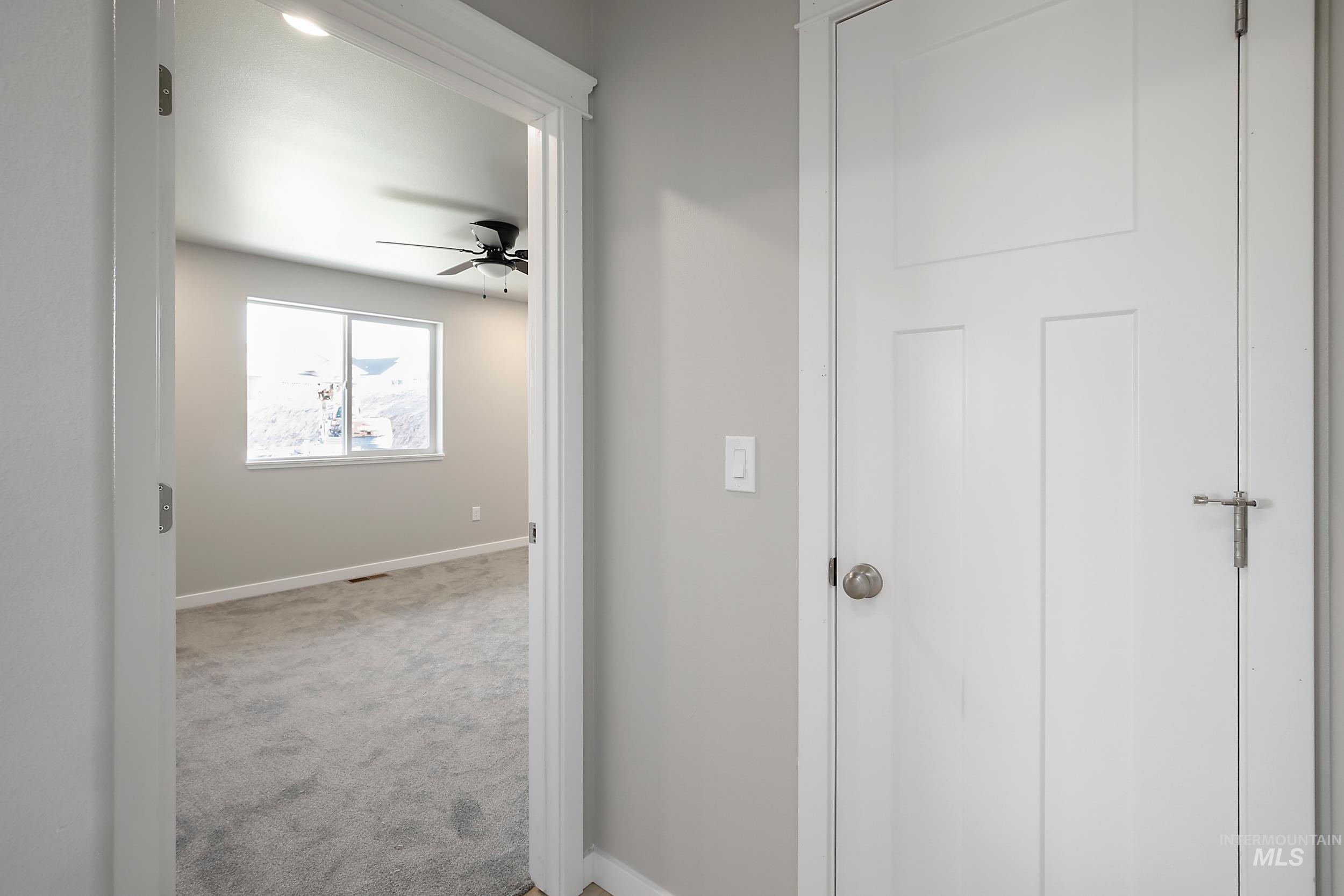 1736 Golden Hills Dr, Lewiston, Idaho 83501, 3 Bedrooms, 2 Bathrooms, Residential For Sale, Price $477,500, 98966542