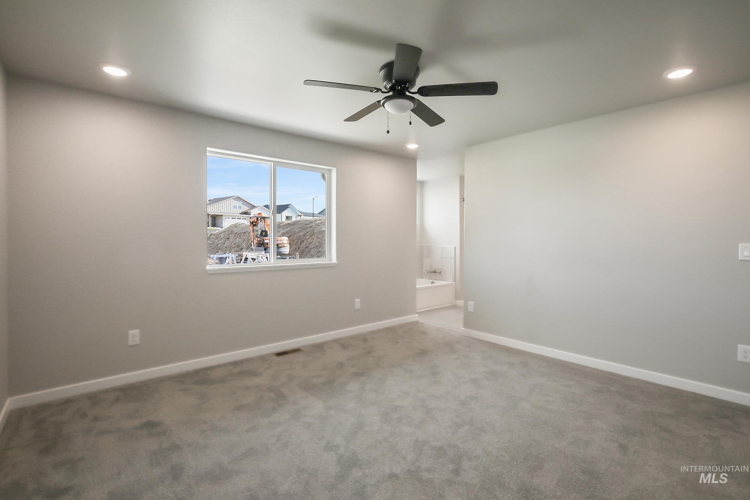 1736 Golden Hills Dr, Lewiston, Idaho 83501, 3 Bedrooms, 2 Bathrooms, Residential For Sale, Price $477,500, 98966542