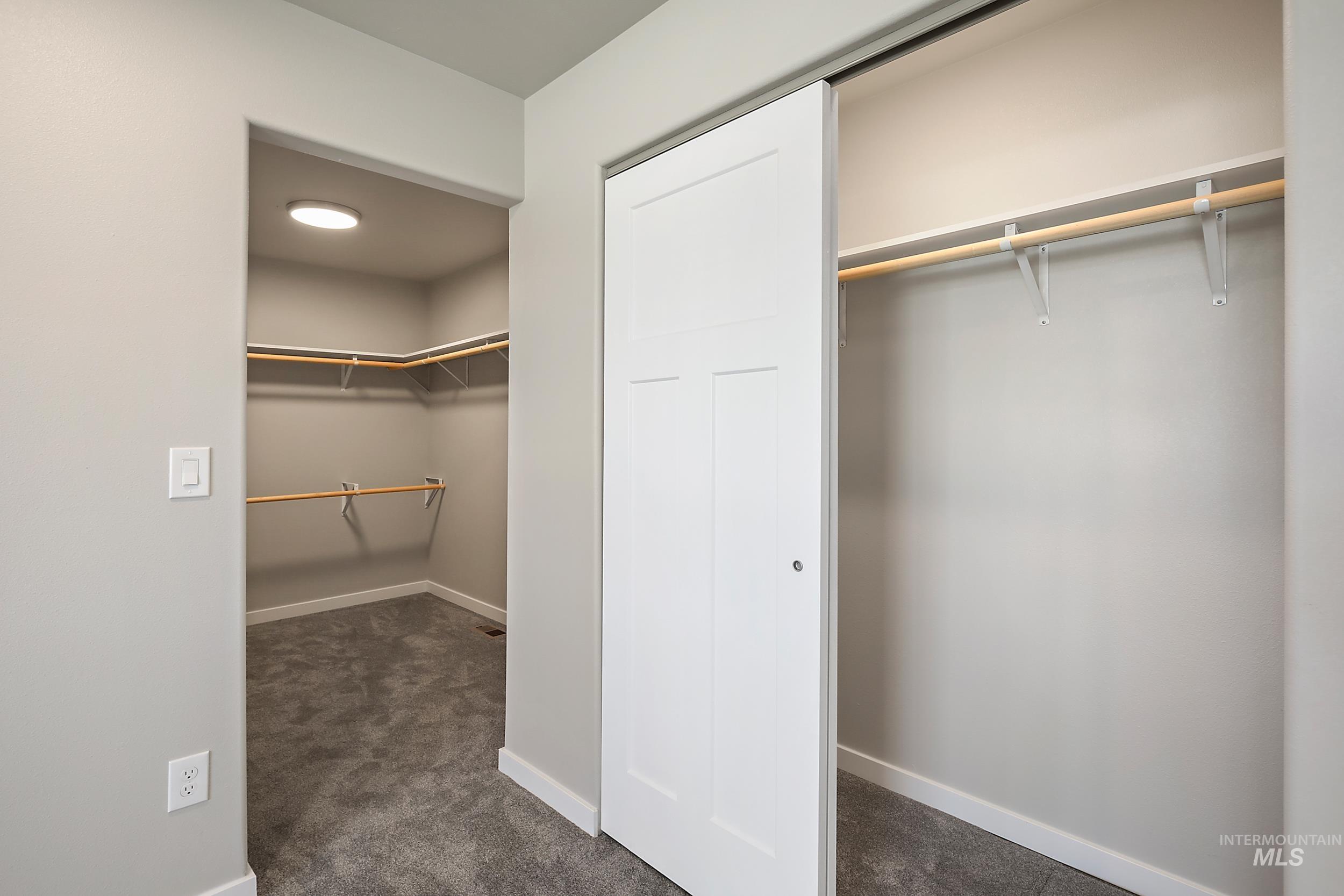 1736 Golden Hills Dr, Lewiston, Idaho 83501, 3 Bedrooms, 2 Bathrooms, Residential For Sale, Price $477,500, 98966542