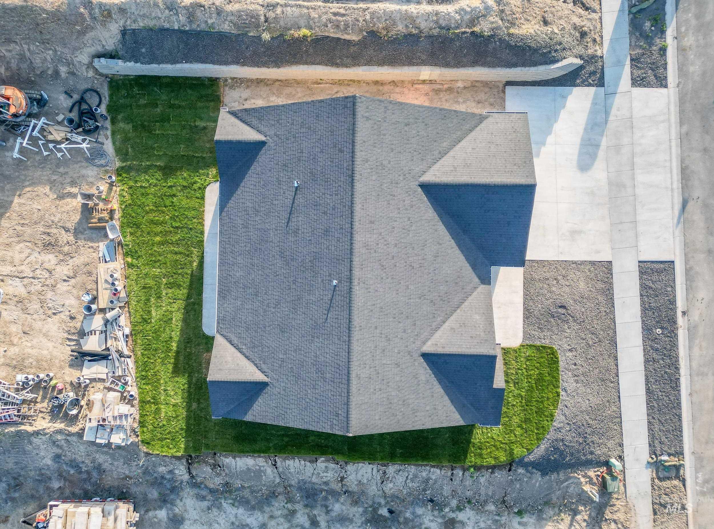 1736 Golden Hills Dr, Lewiston, Idaho 83501, 3 Bedrooms, 2 Bathrooms, Residential For Sale, Price $477,500, 98966542