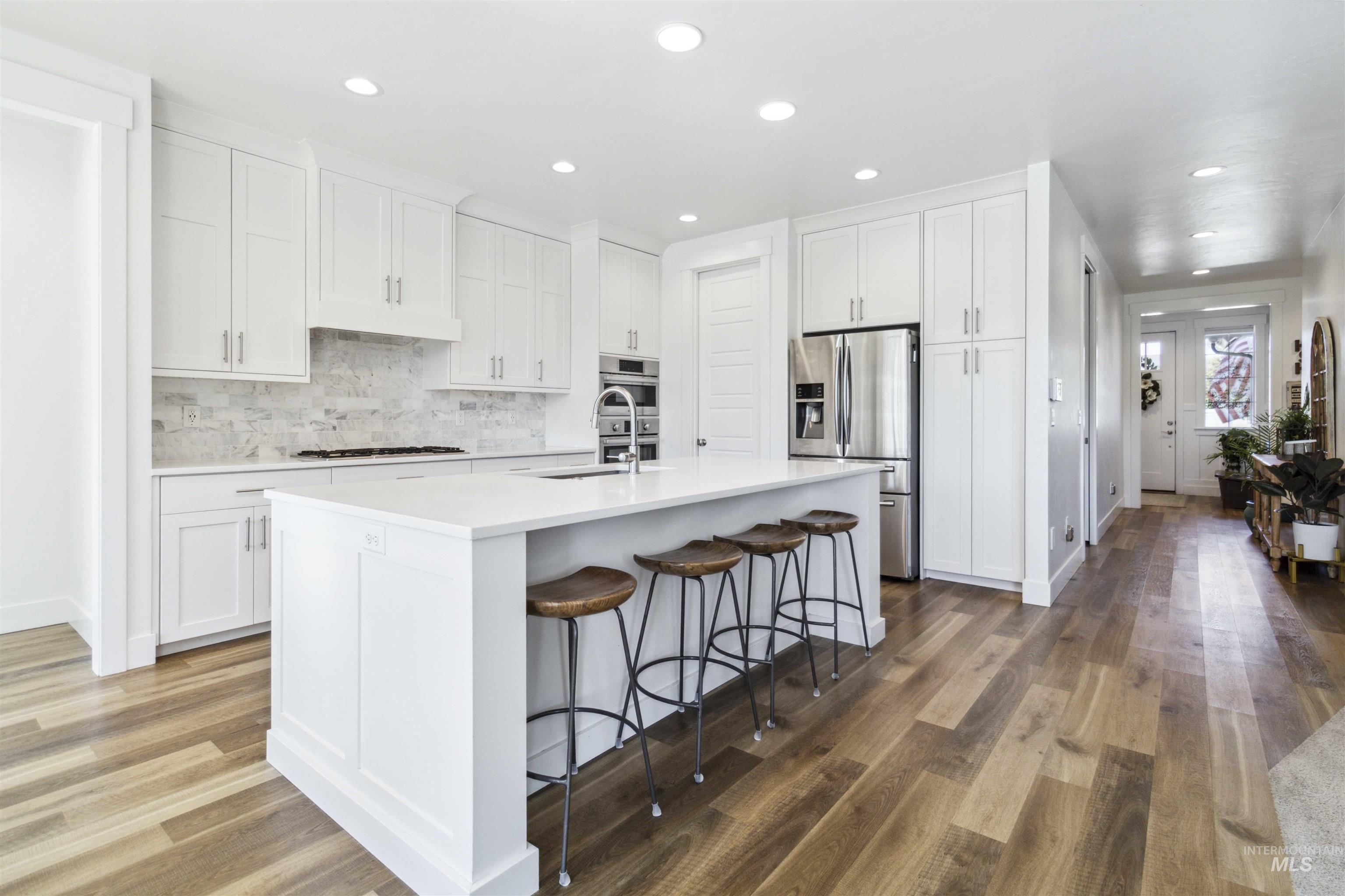 5916 S Wayland Way, Meridian, Idaho 83642-4768, 3 Bedrooms, 2.5 Bathrooms, Residential For Sale, Price $635,000, 98966547