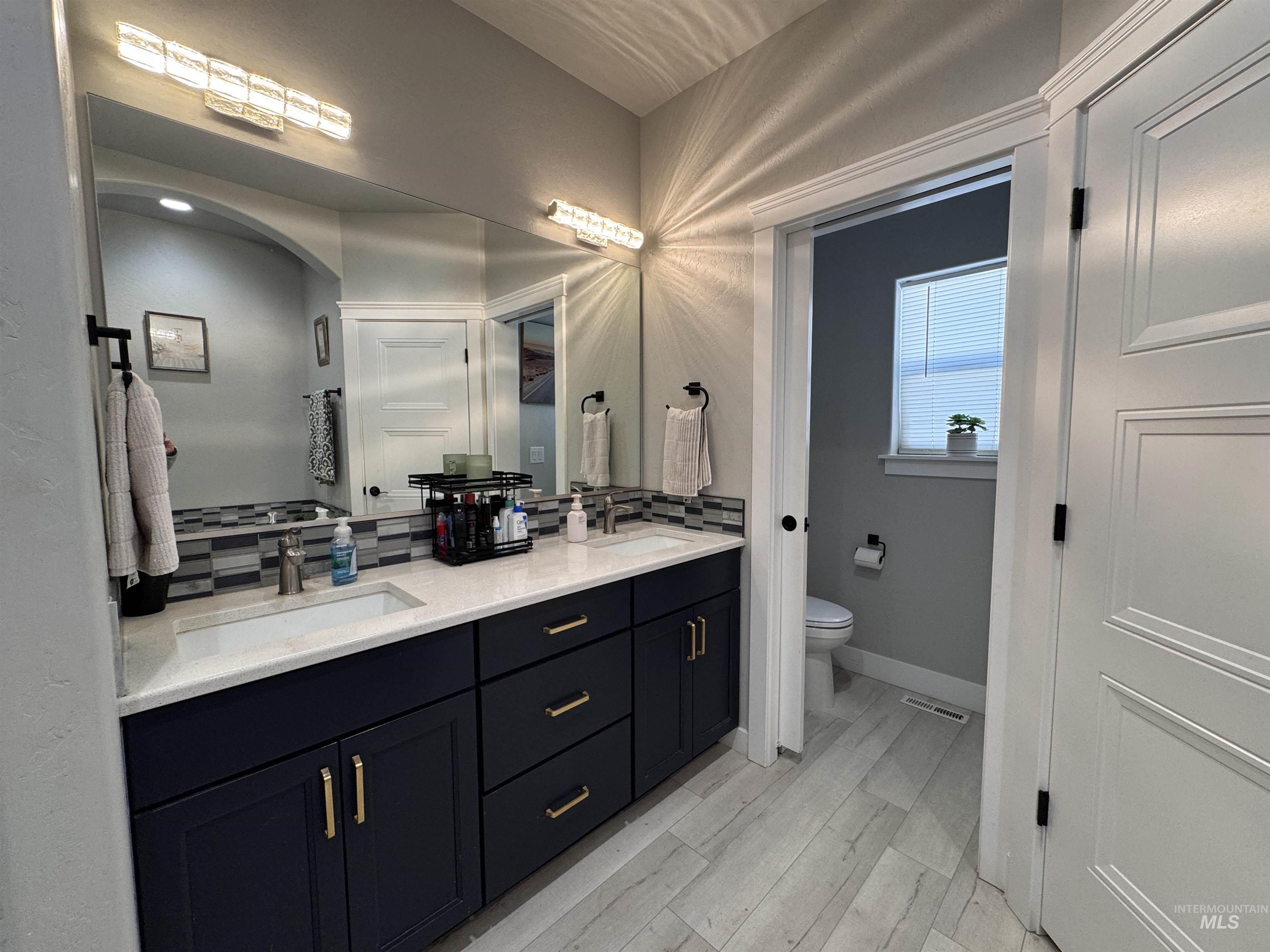 813 Owl Court, Jerome, Idaho 83338, 4 Bedrooms, 2 Bathrooms, Residential For Sale, Price $469,900, 98966550