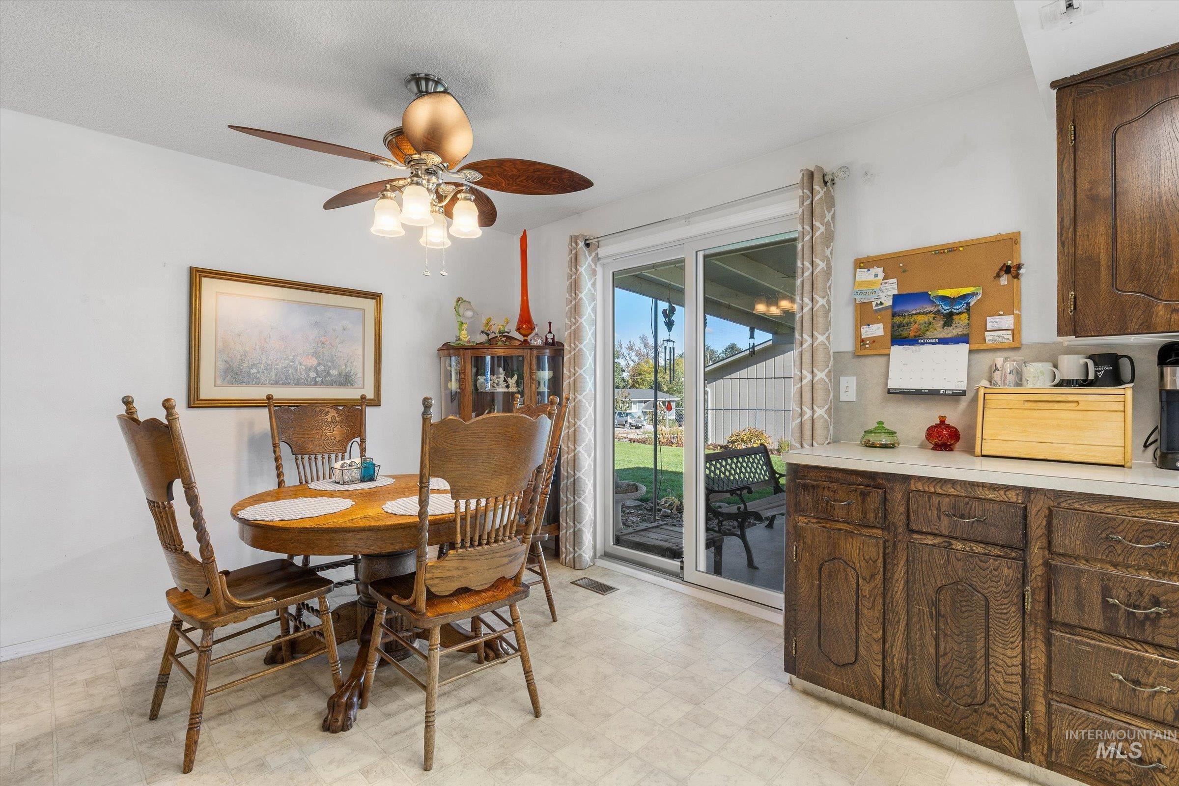 1222 Teton, Caldwell, Idaho 83605, 3 Bedrooms, 1 Bathroom, Residential For Sale, Price $380,000, 98966551