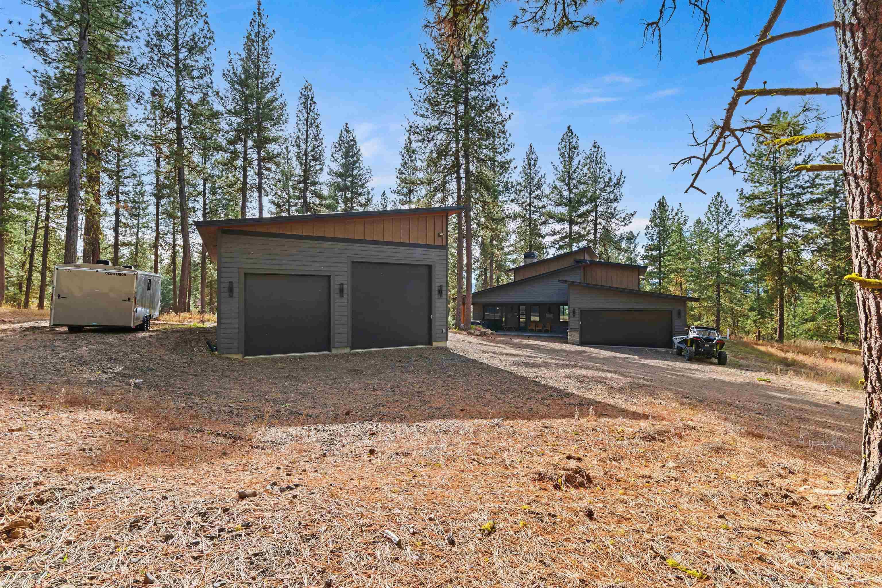 13322 Vili Rd, McCall, Idaho 83638, 3 Bedrooms, 3 Bathrooms, Residential For Sale, Price $1,250,000, 98966552