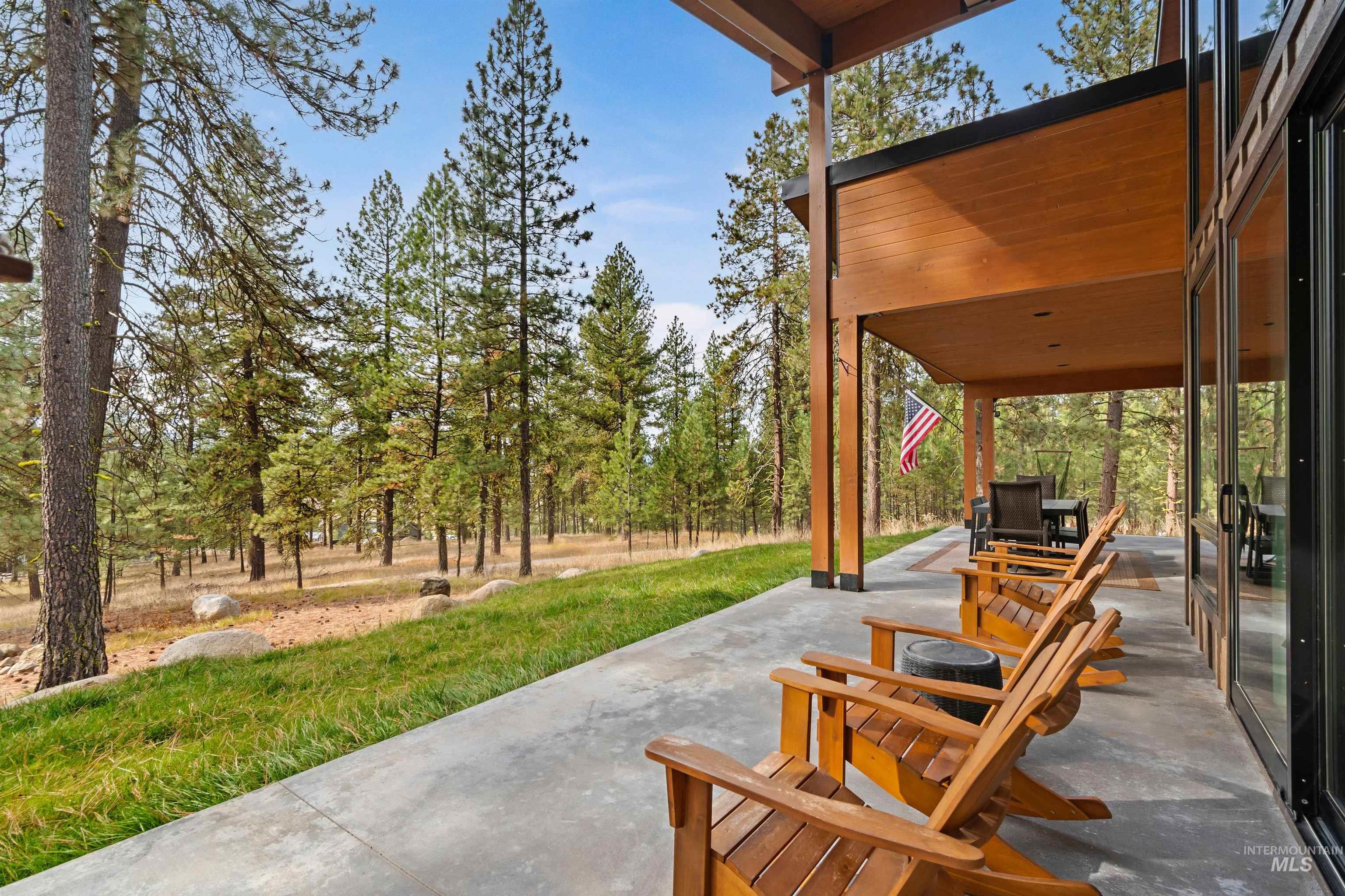 13322 Vili Rd, McCall, Idaho 83638, 3 Bedrooms, 3 Bathrooms, Residential For Sale, Price $1,250,000, 98966552