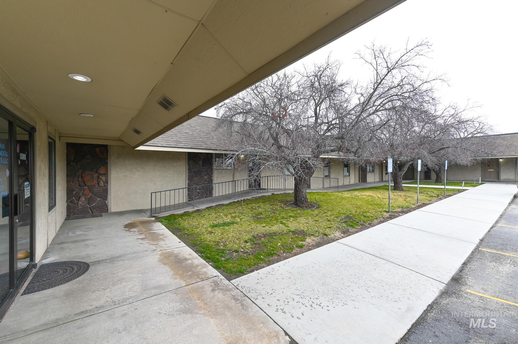 40 W Franklin Rd, Meridian, Idaho 83642, Business/Commercial For Sale, Price $980,000, 98966561