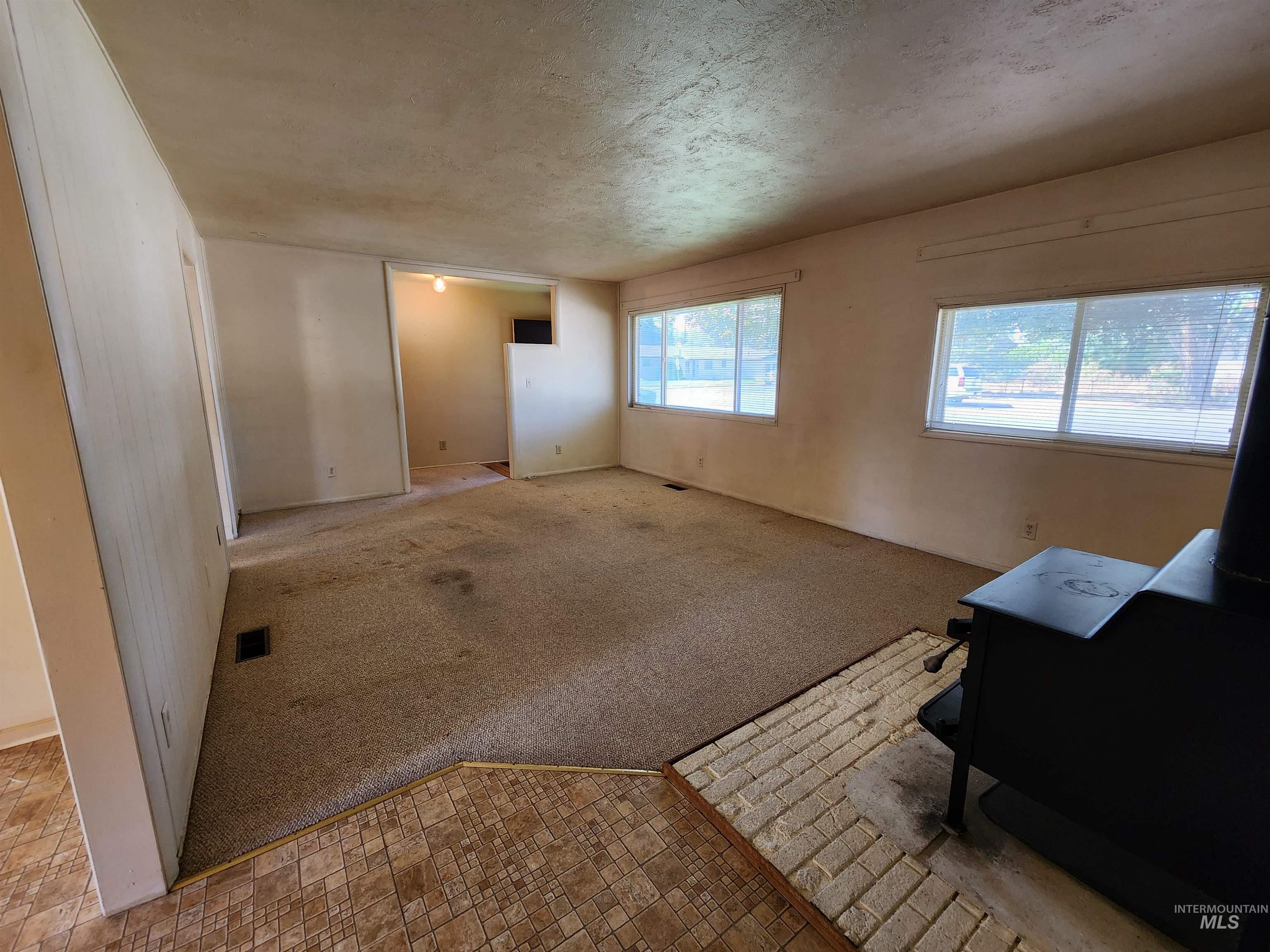 1540 N 10th E, Mountain Home, Idaho 83647-1826, 3 Bedrooms, 1 Bathroom, Residential For Sale, Price $240,000, 98966576