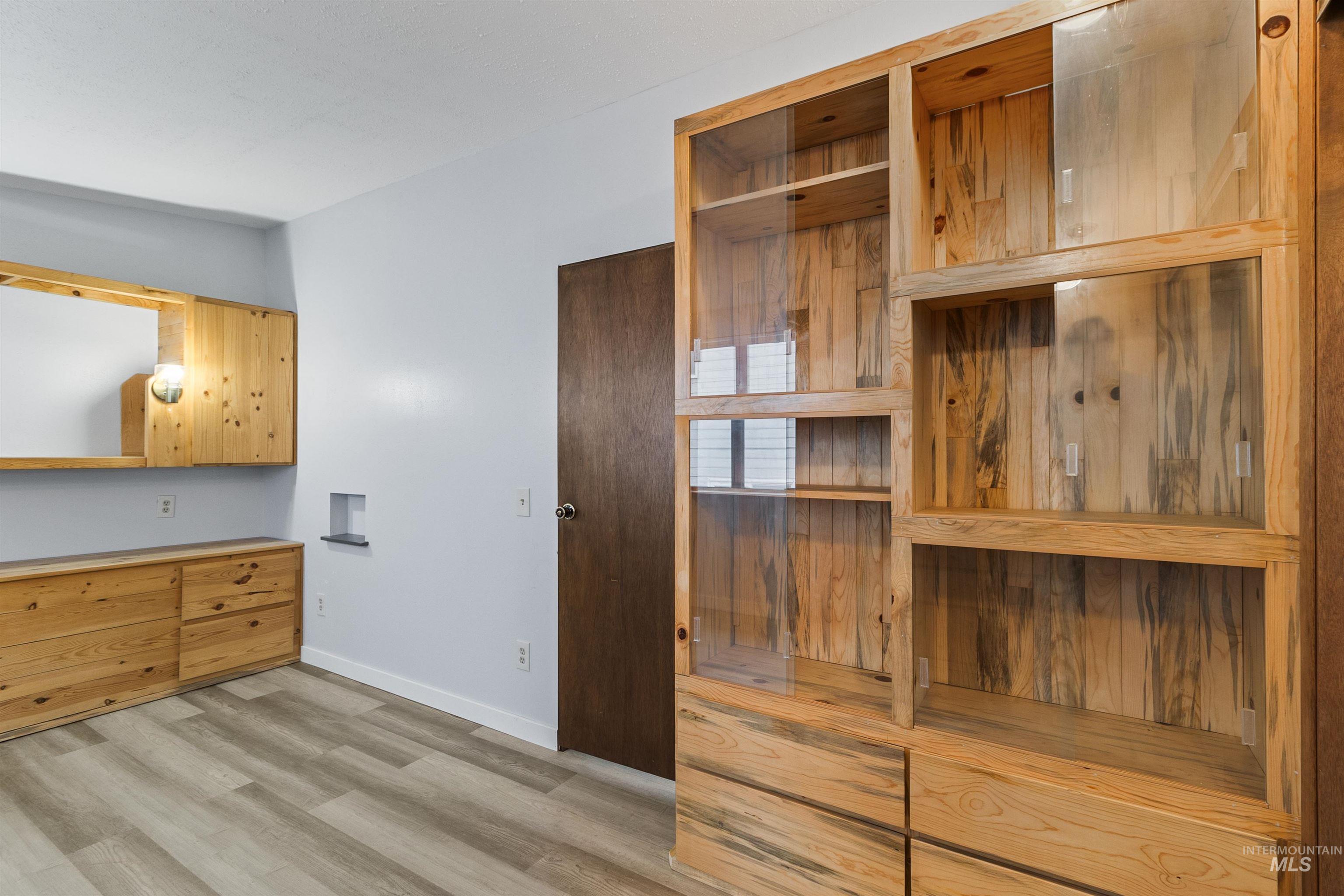 117 N Jackson St, Moscow, Idaho 83843, 2 Bedrooms, 1 Bathroom, Residential For Sale, Price $315,000, 98966586