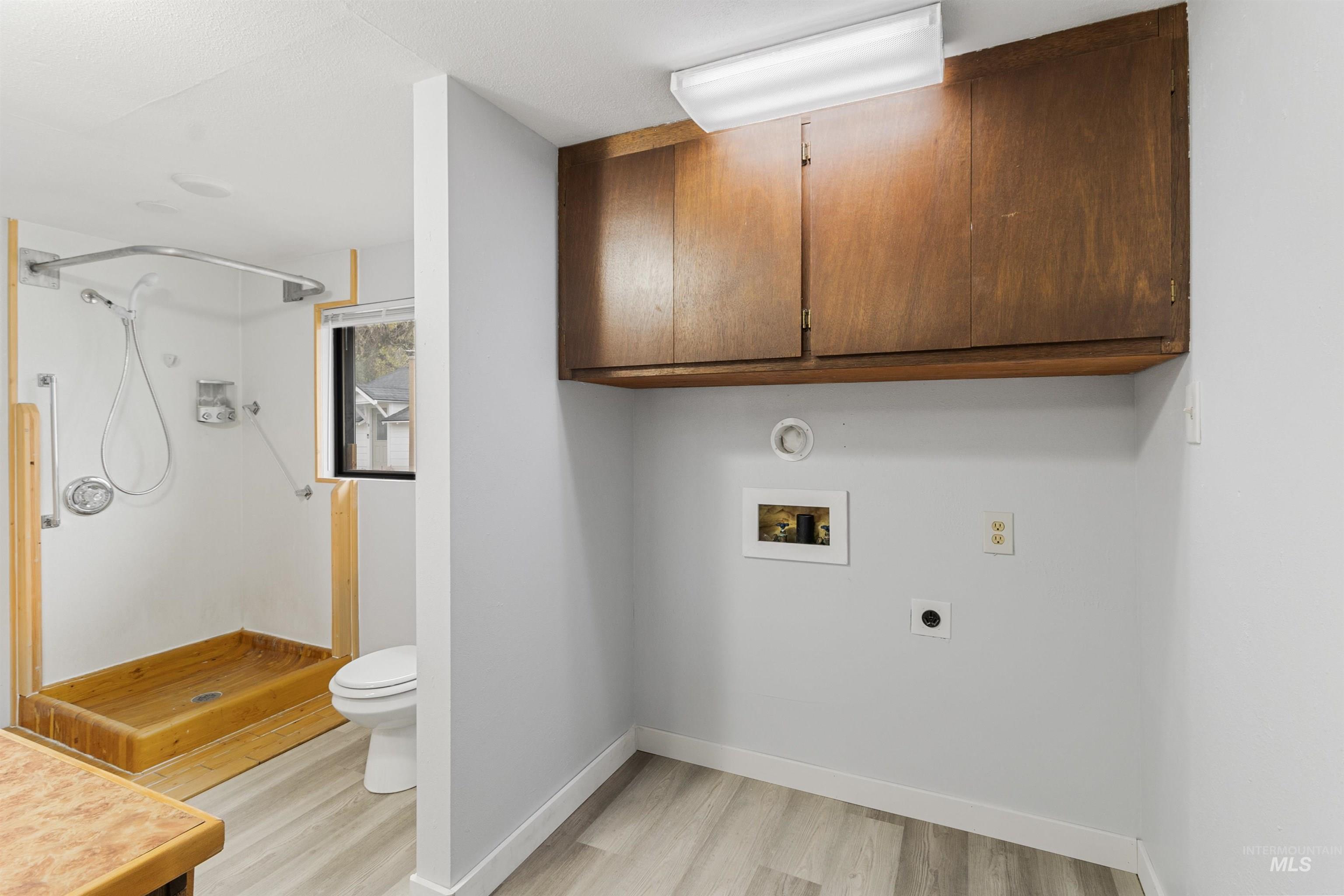 117 N Jackson St, Moscow, Idaho 83843, 2 Bedrooms, 1 Bathroom, Residential For Sale, Price $315,000, 98966586