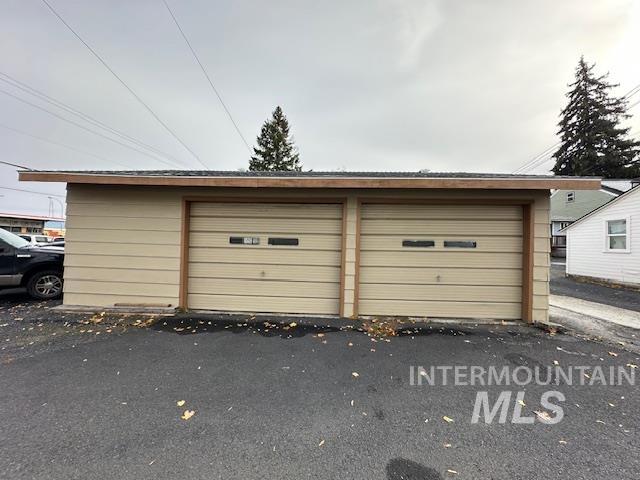 117 N Jackson St, Moscow, Idaho 83843, 2 Bedrooms, 1 Bathroom, Residential For Sale, Price $315,000, 98966586