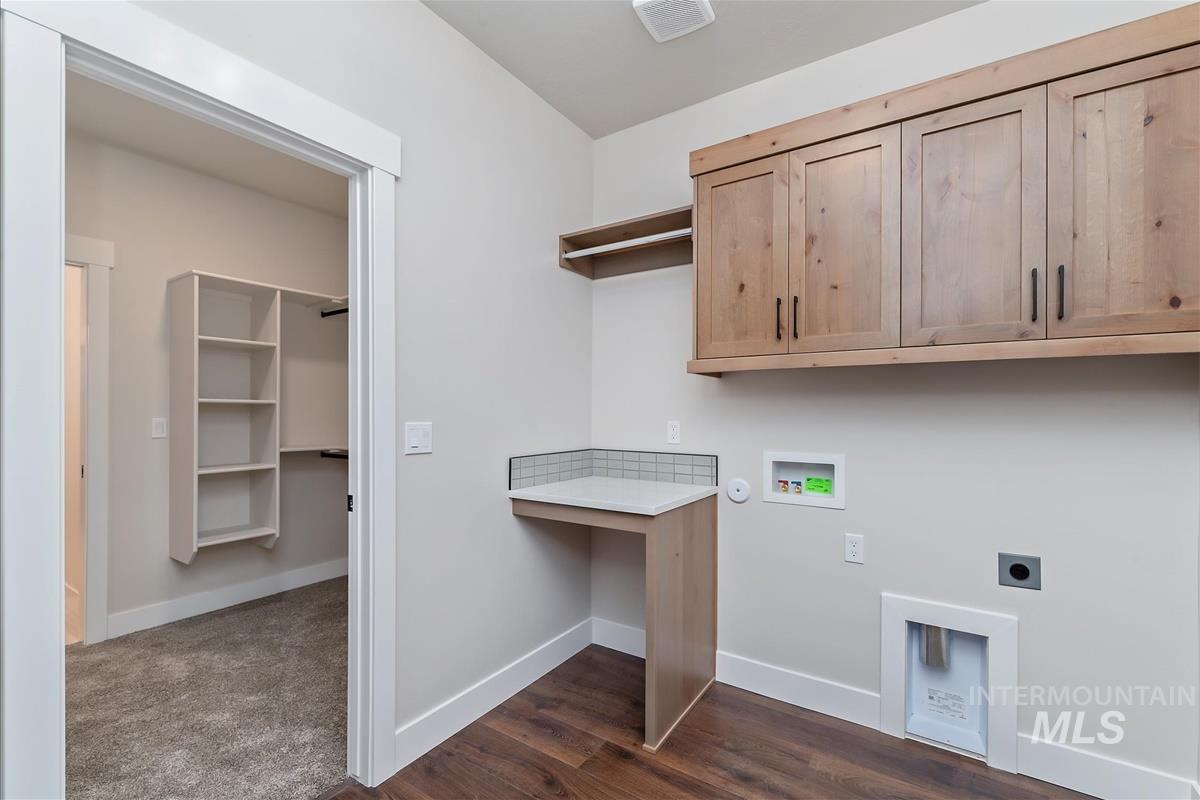 1002 Huntington Ct., Nampa, Idaho 83686, 4 Bedrooms, 2 Bathrooms, Residential For Sale, Price $714,900, 98966605