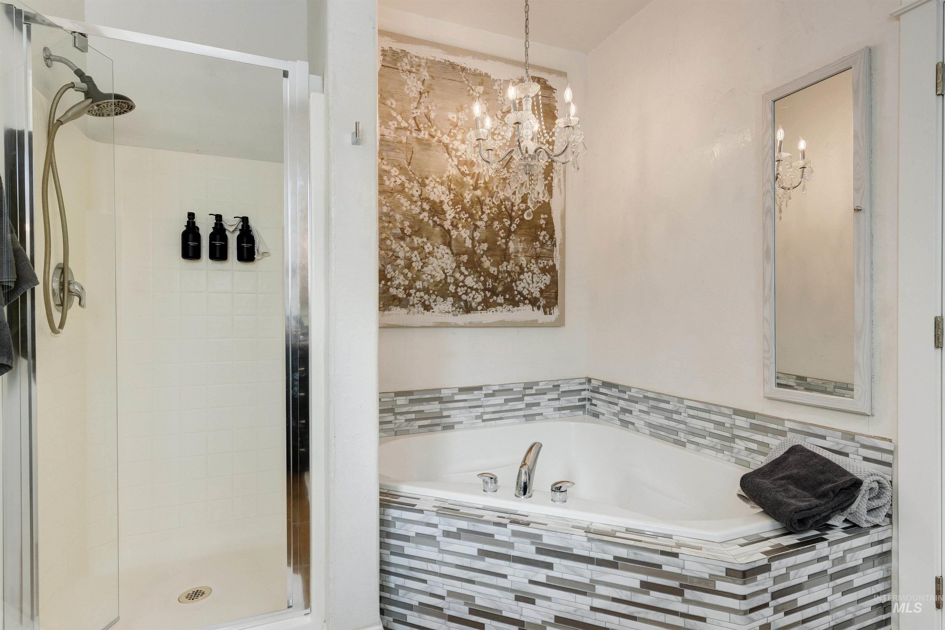 2079 W Marten Creek, Meridian, Idaho 83646, 4 Bedrooms, 2 Bathrooms, Residential For Sale, Price $575,000, 98966610