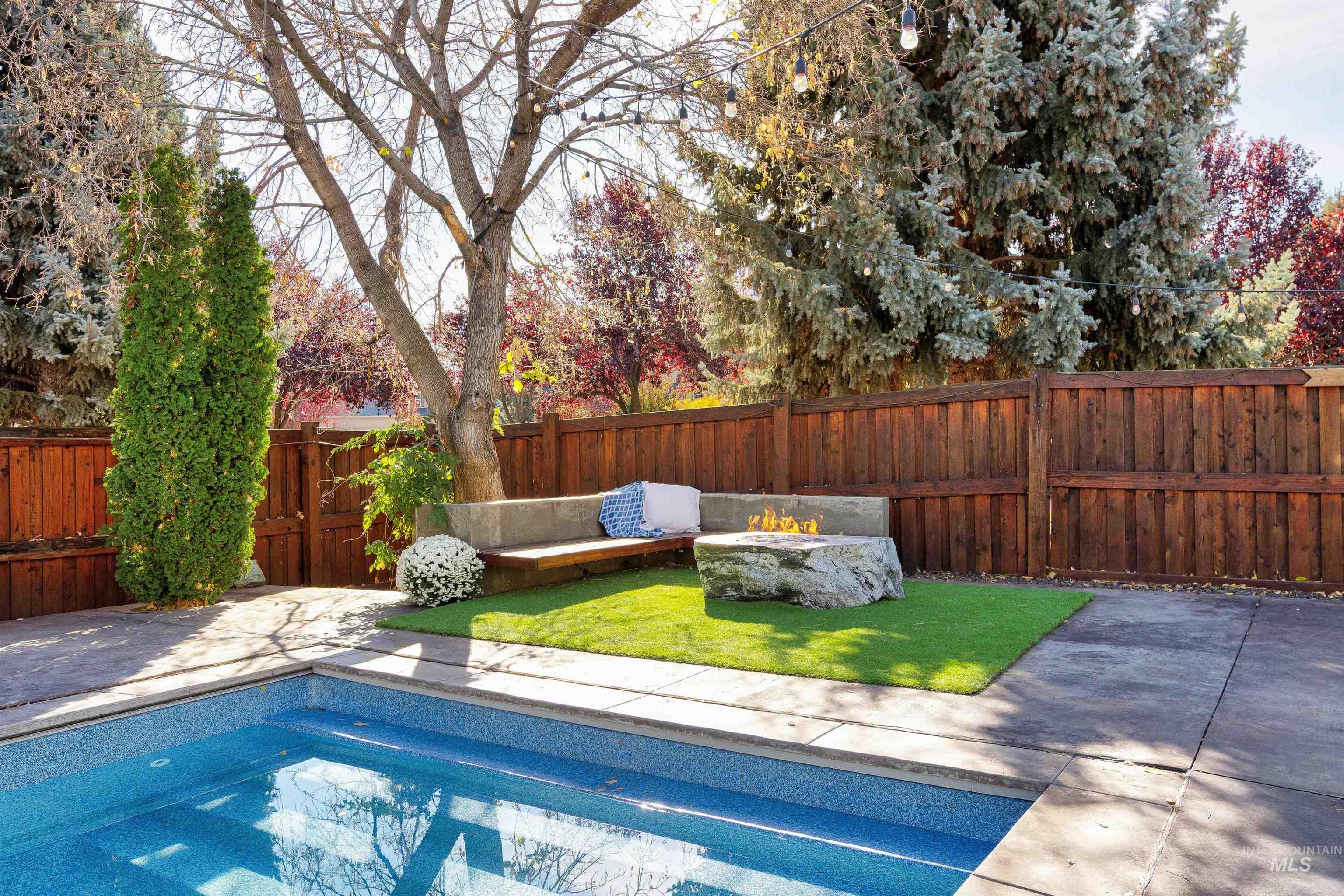 2079 W Marten Creek, Meridian, Idaho 83646, 4 Bedrooms, 2 Bathrooms, Residential For Sale, Price $575,000, 98966610