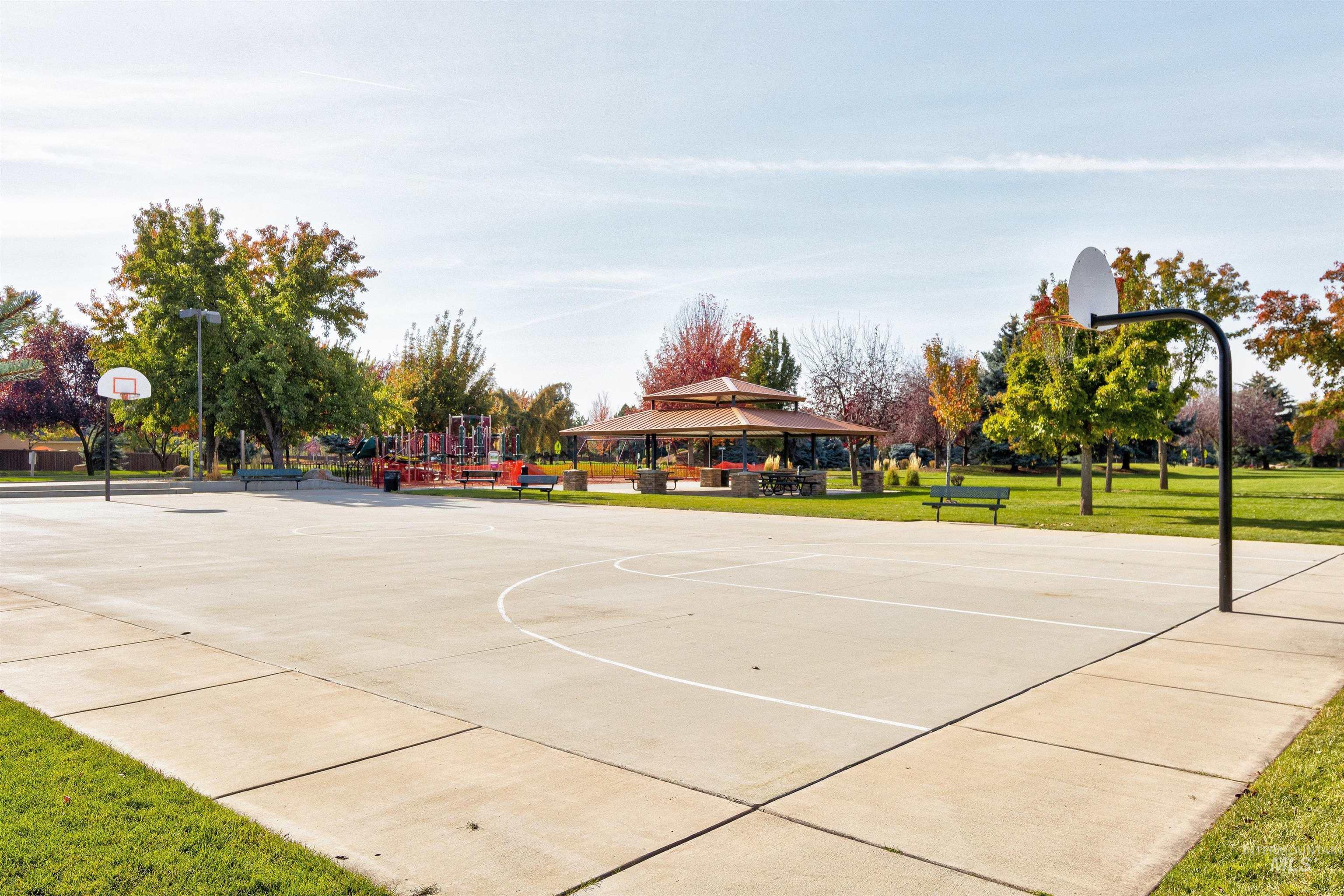 2079 W Marten Creek, Meridian, Idaho 83646, 4 Bedrooms, 2 Bathrooms, Residential For Sale, Price $575,000, 98966610