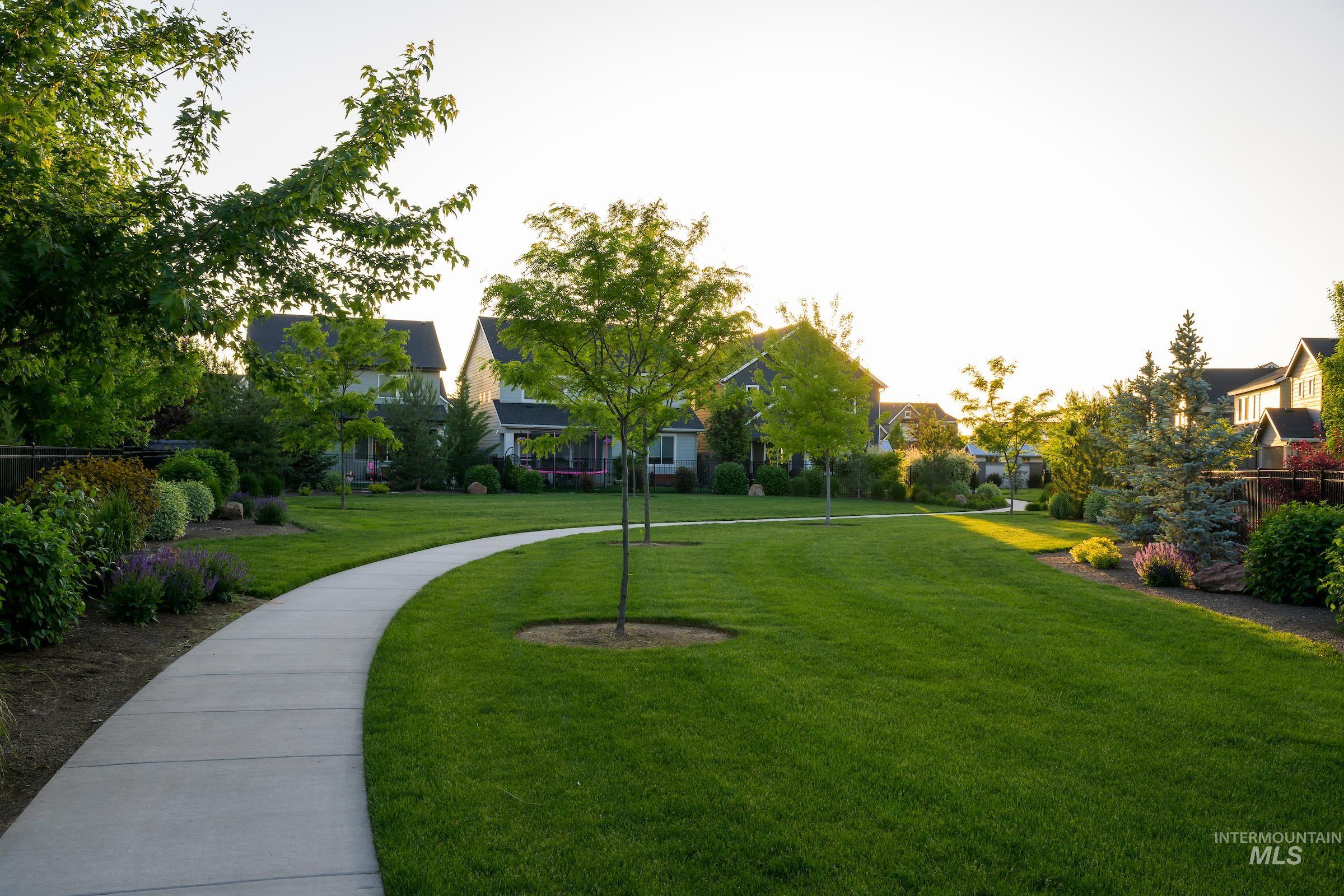 18169 Cinder Brook Ave, Nampa, Idaho 83687, 3 Bedrooms, 2.5 Bathrooms, Residential For Sale, Price $447,900, 98966619