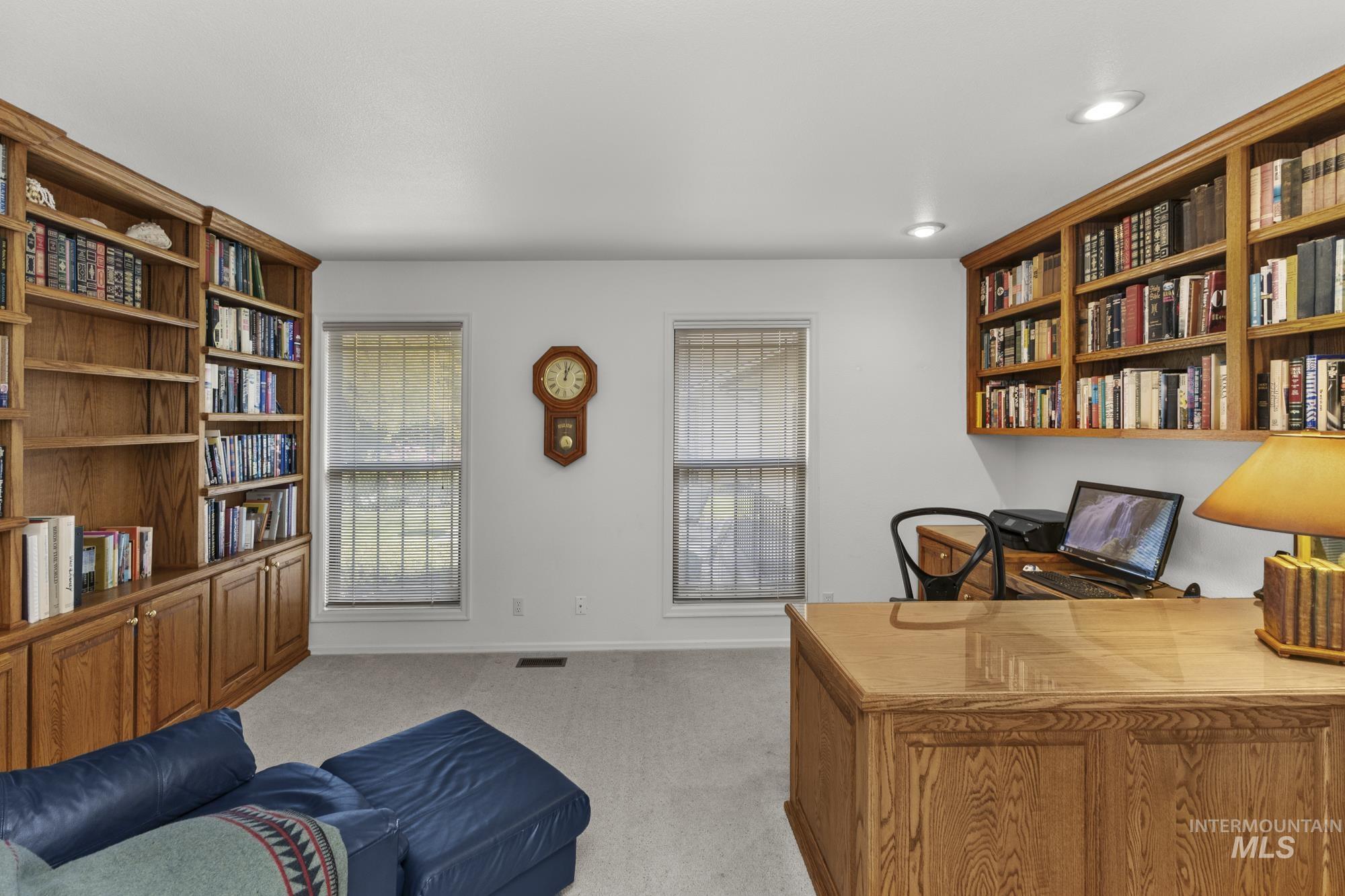 8550 W. Brookview Drive, Boise, Idaho 83709, 4 Bedrooms, 3 Bathrooms, Residential For Sale, Price $769,900, 98966631