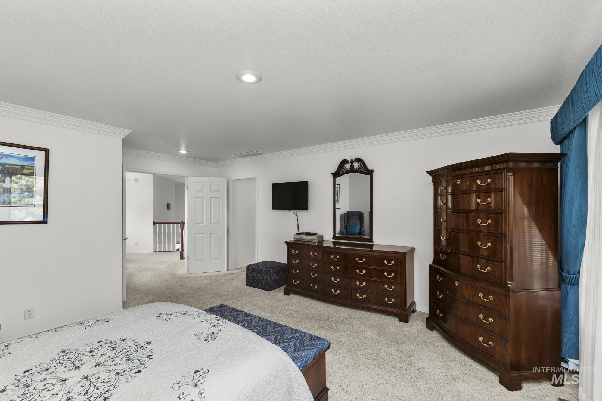 8550 W. Brookview Drive, Boise, Idaho 83709, 4 Bedrooms, 3 Bathrooms, Residential For Sale, Price $769,900, 98966631