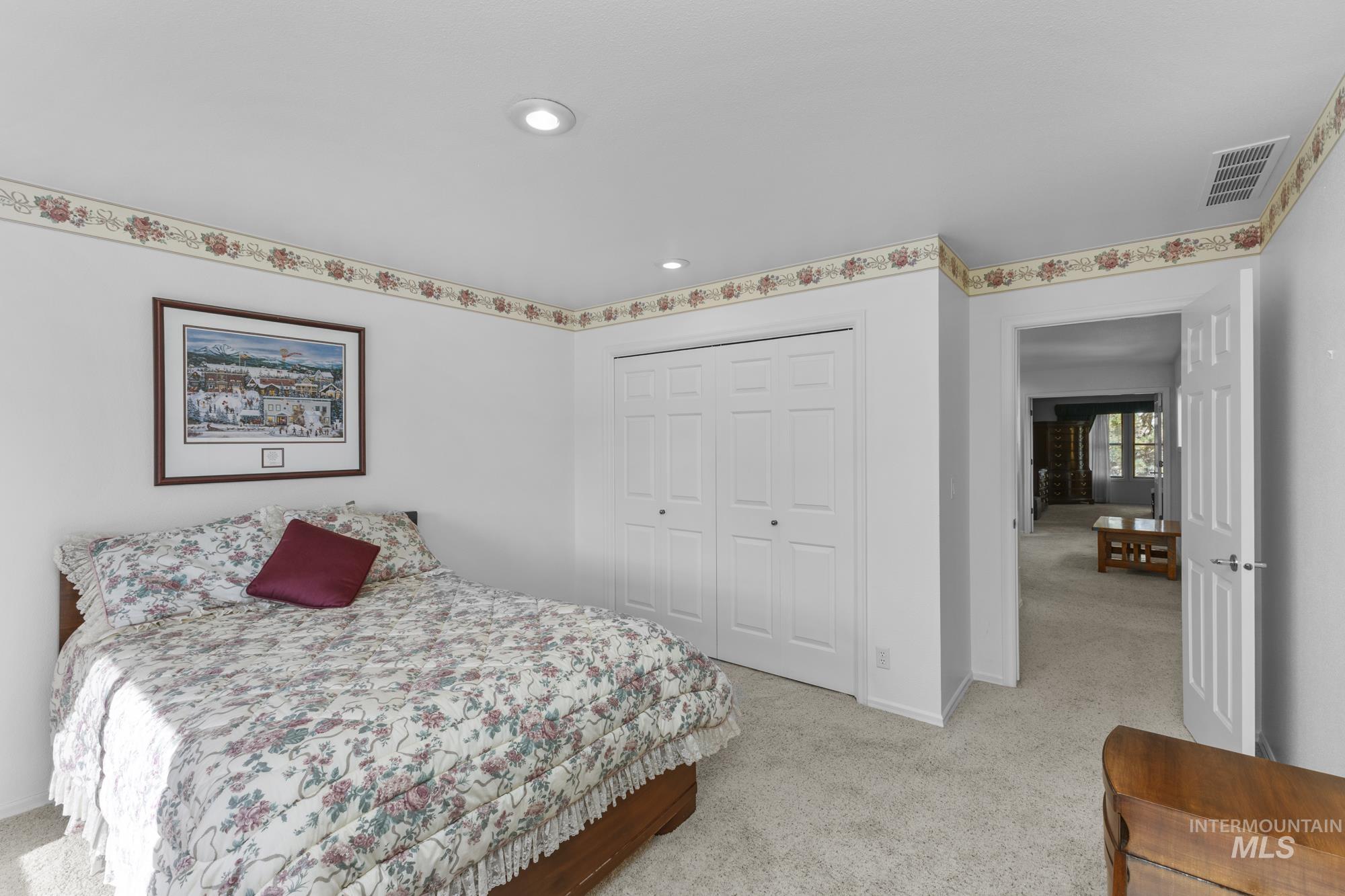 8550 W. Brookview Drive, Boise, Idaho 83709, 4 Bedrooms, 3 Bathrooms, Residential For Sale, Price $769,900, 98966631