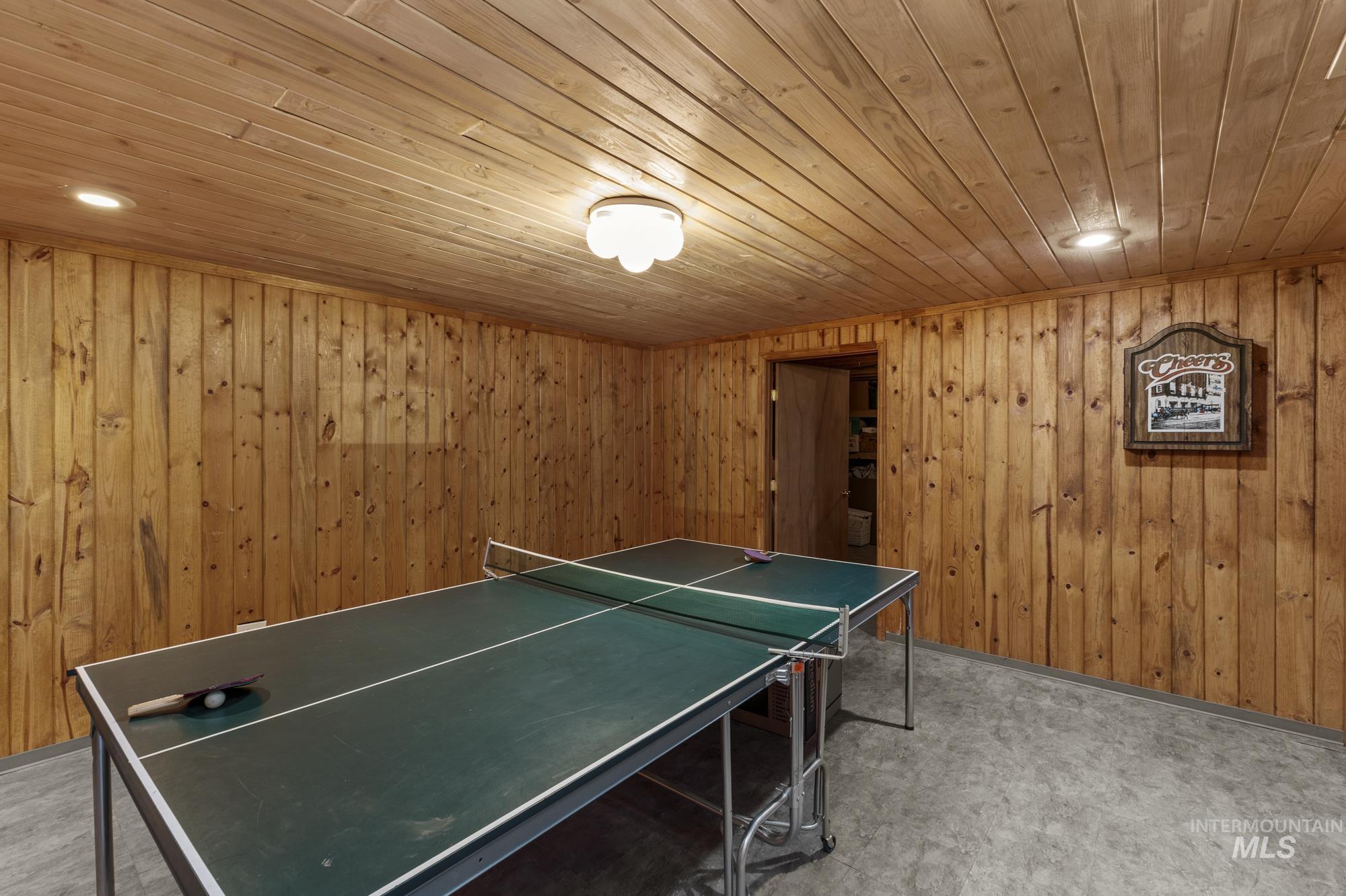 8550 W. Brookview Drive, Boise, Idaho 83709, 4 Bedrooms, 3 Bathrooms, Residential For Sale, Price $769,900, 98966631