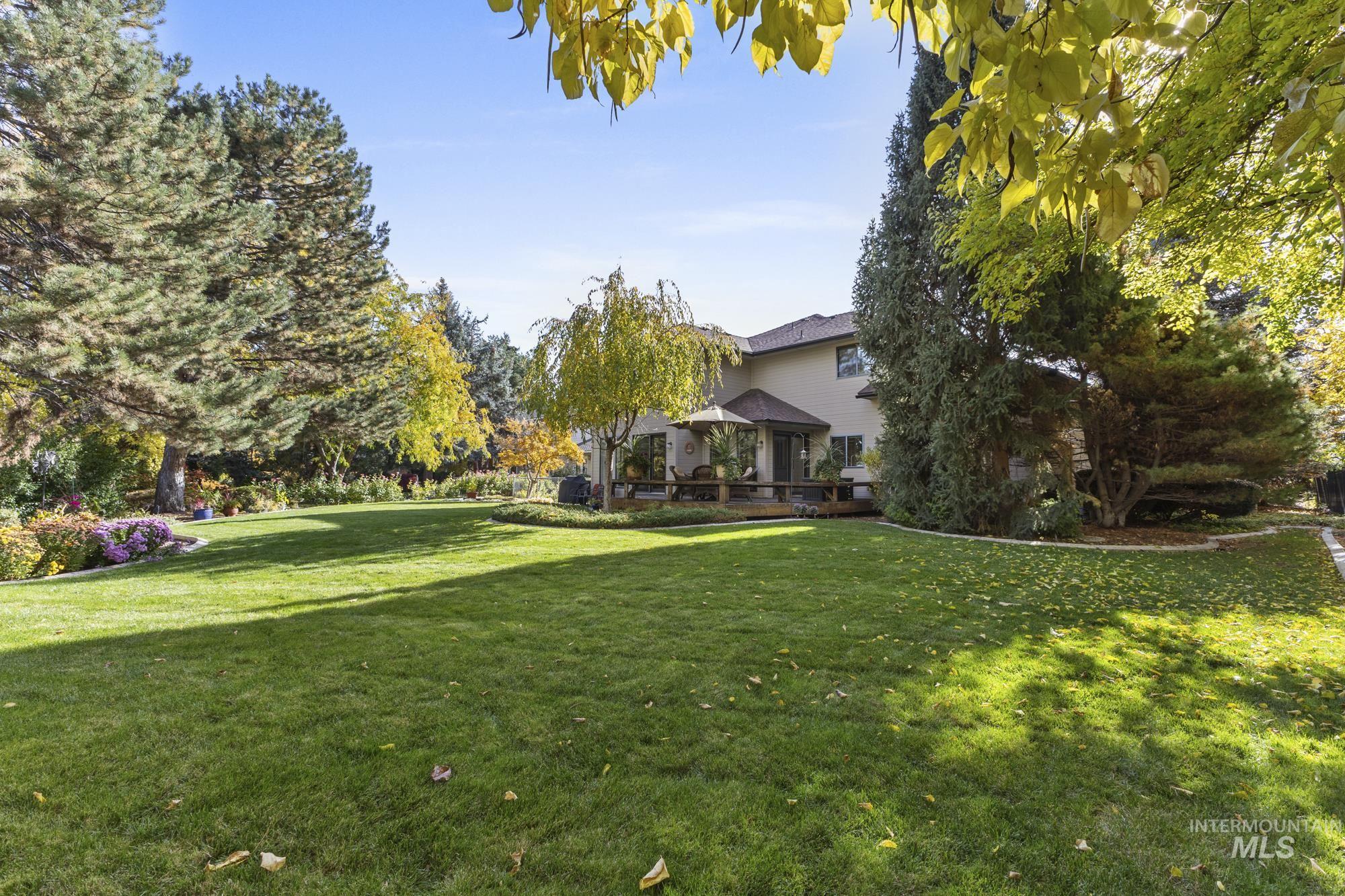 8550 W. Brookview Drive, Boise, Idaho 83709, 4 Bedrooms, 3 Bathrooms, Residential For Sale, Price $769,900, 98966631